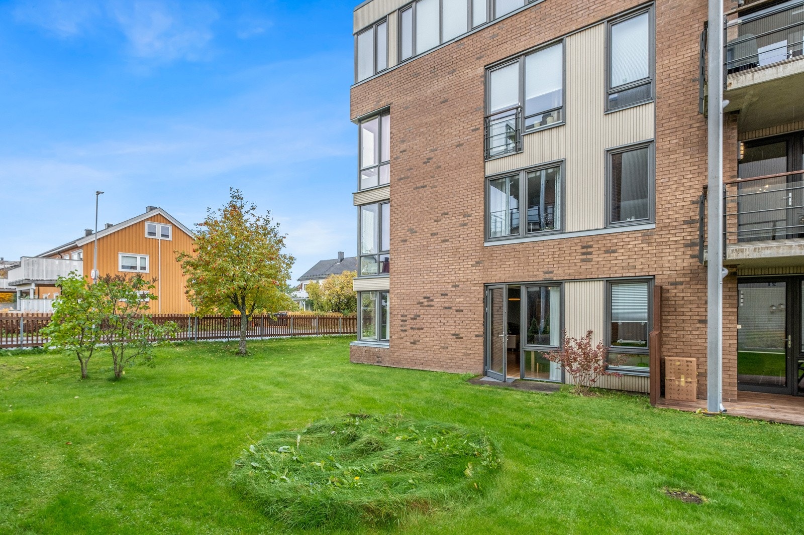 Fint uteområde for store og små Galleribilde