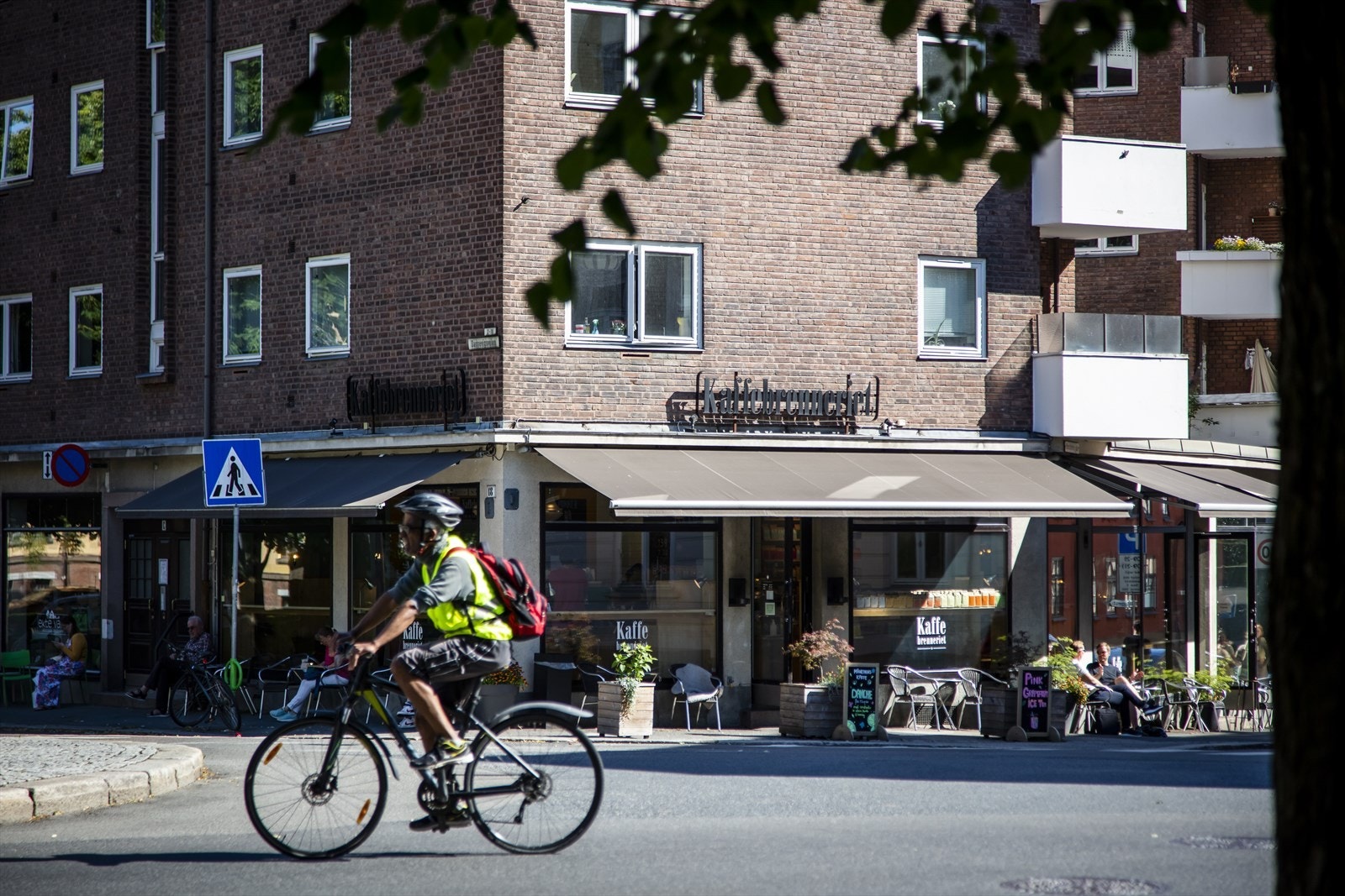 Det er flere fine kaféer i nærområdet. Galleribilde