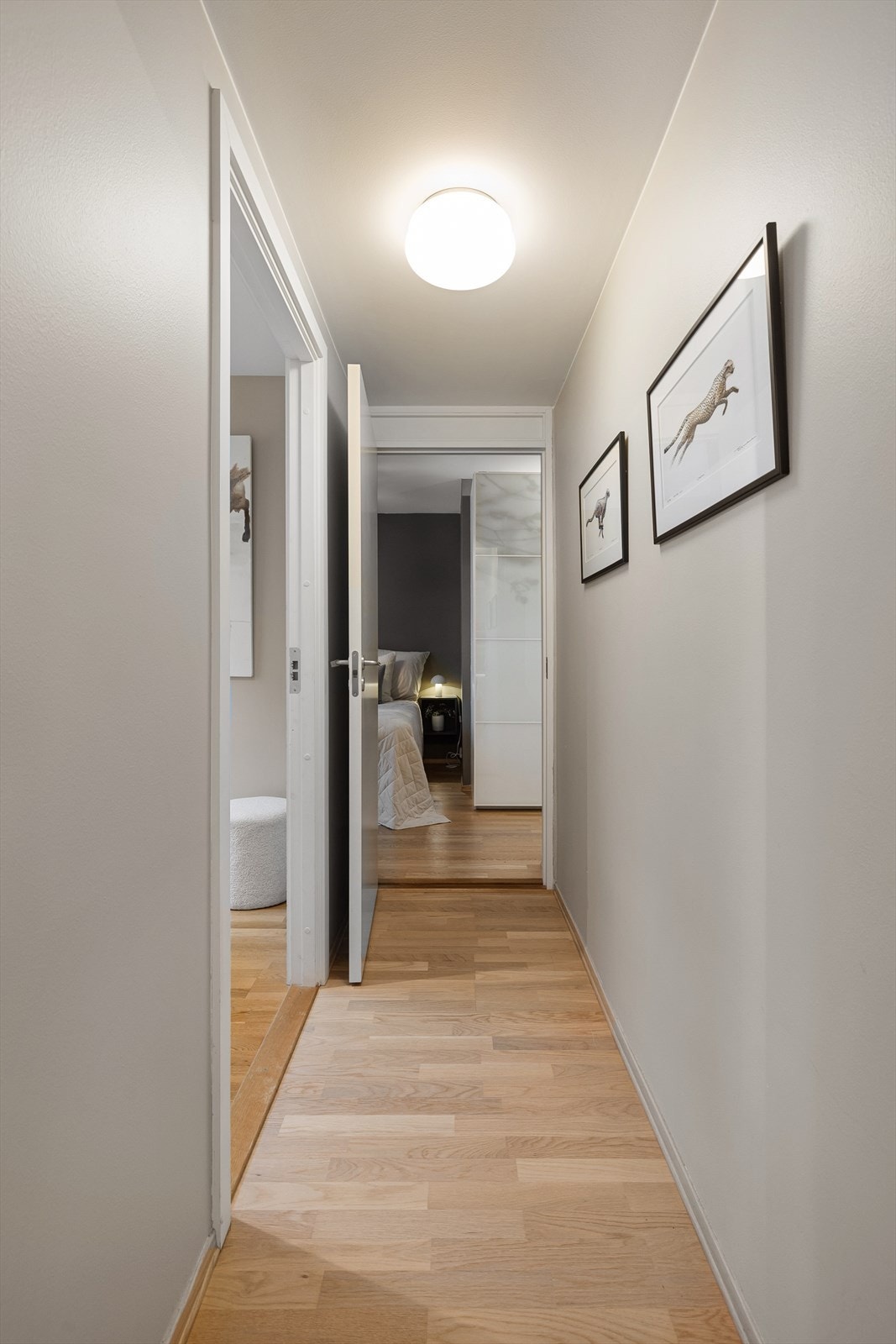 Gangen sikrer god flyt mellom soverommene. Galleribilde