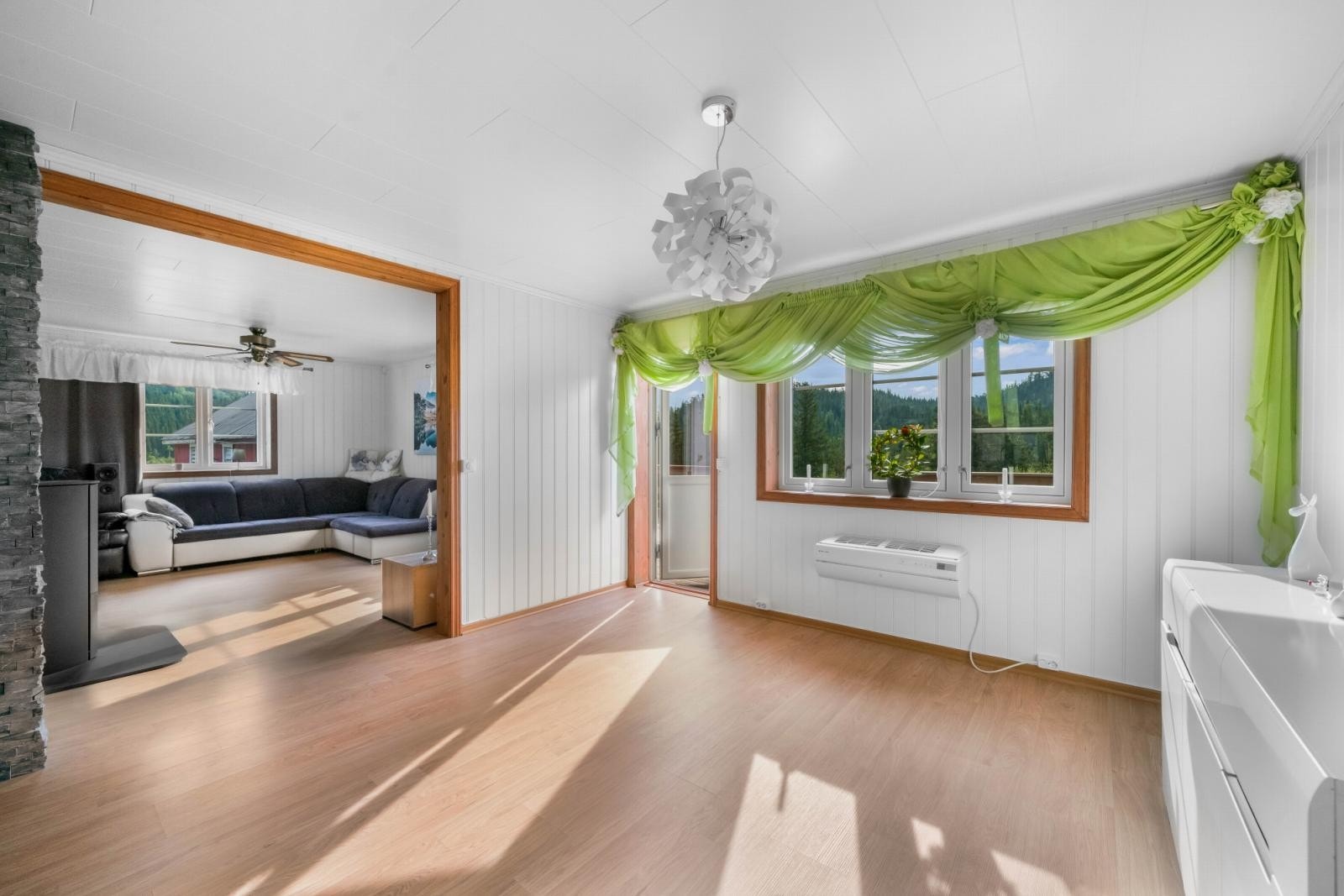 Gode lysforhold med vestvendte vinduer Galleribilde