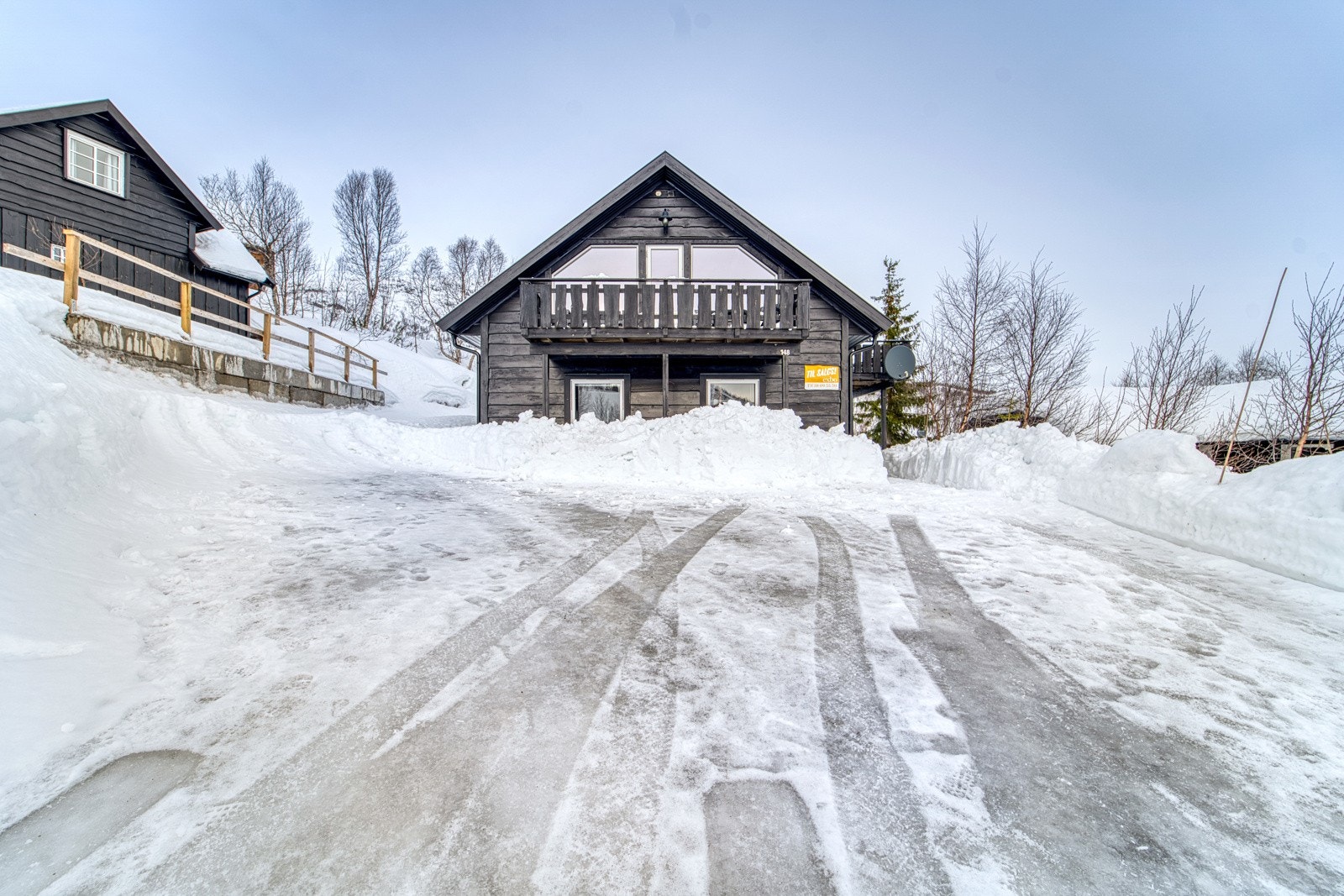 Innkjørsel Galleribilde