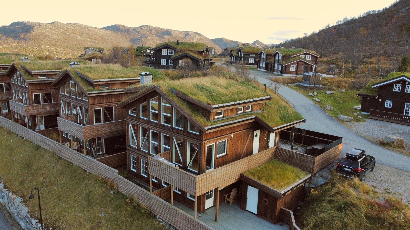 dji_fly_20231007_173246_272_1697296888577_photo_optimized-EDIT Galleribilde