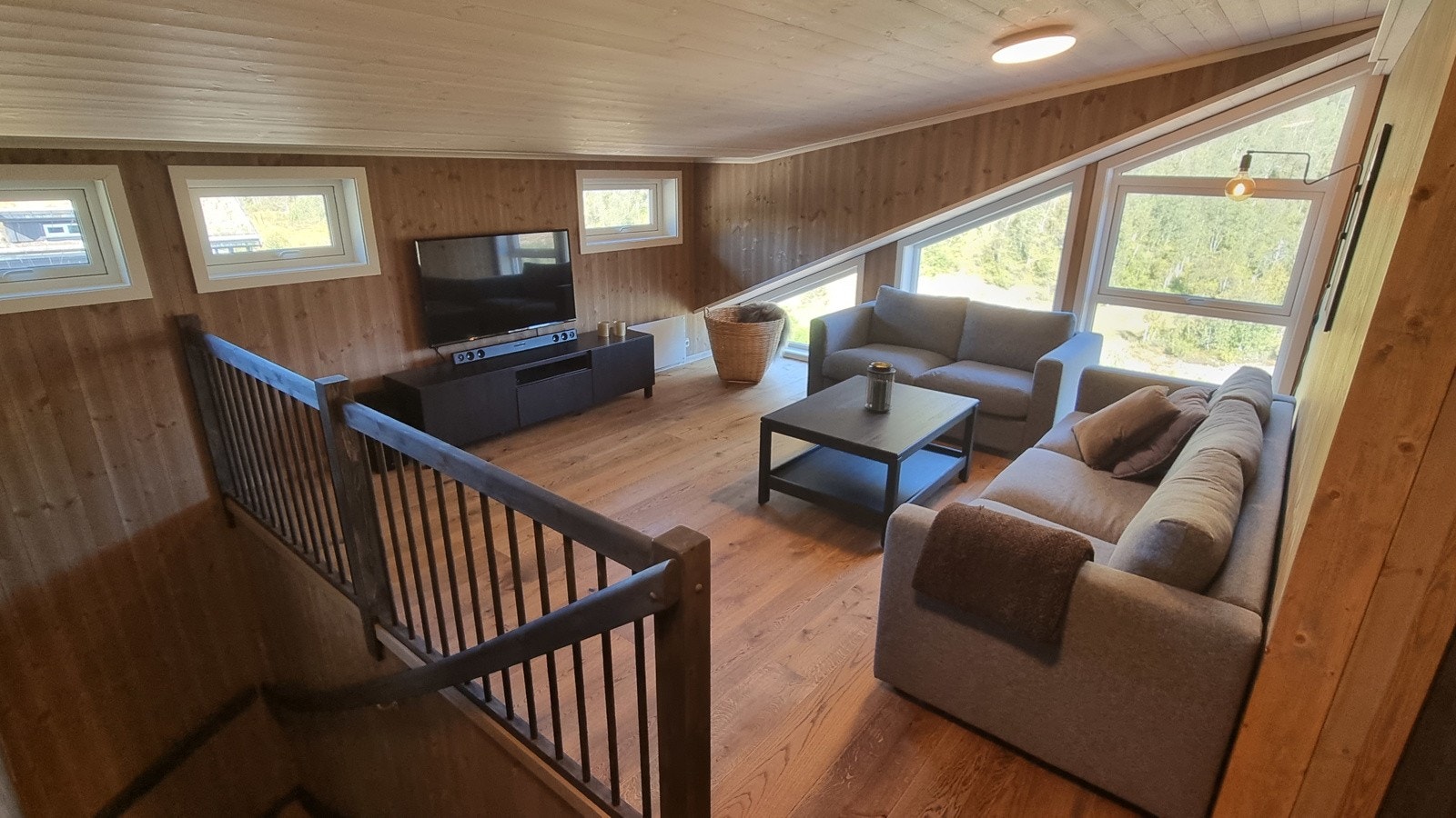 Loftstue med fantastisk utsikt over Nos / Alpin anlegget. Galleribilde