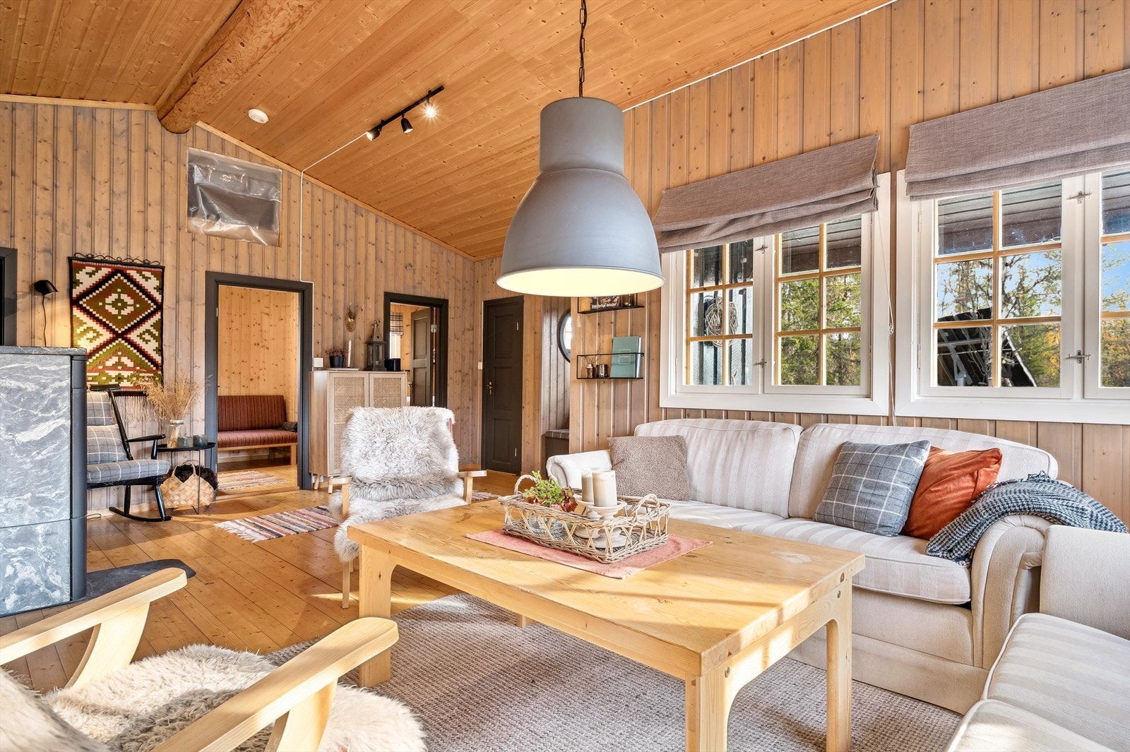 Lite hemsrom over soverom Galleribilde
