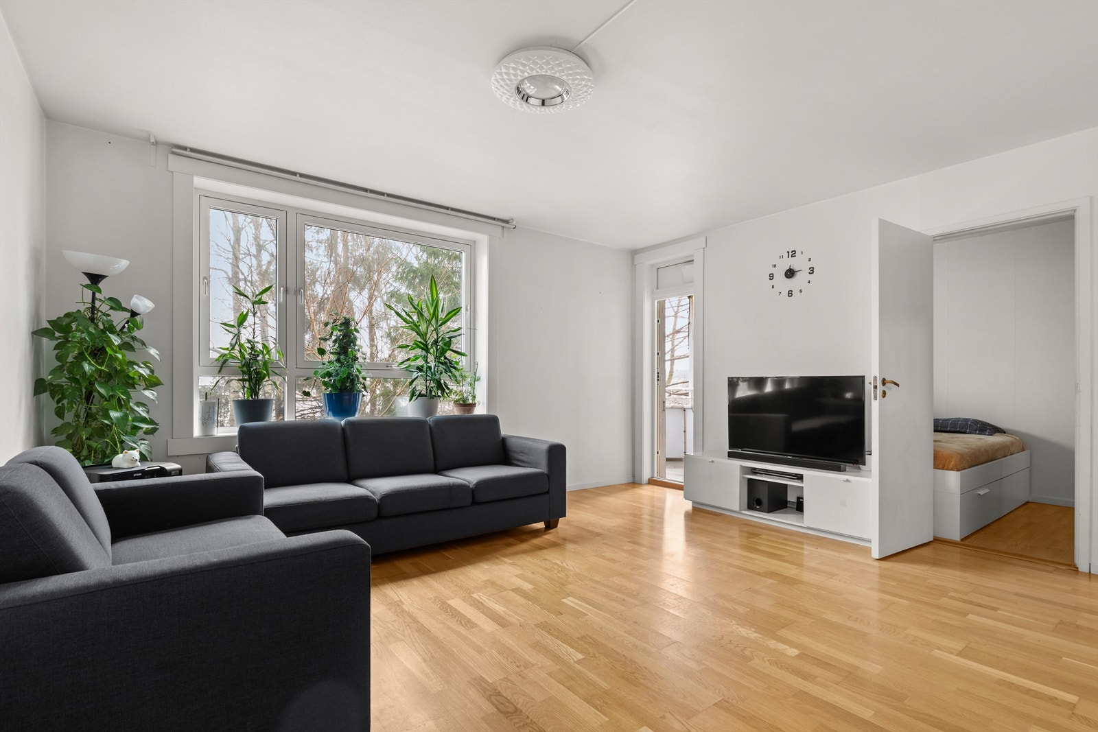 Nora Larsen Rørvik v/ Krogsveen har gleden av å presentere Henrik Sørensens vei 5! Galleribilde