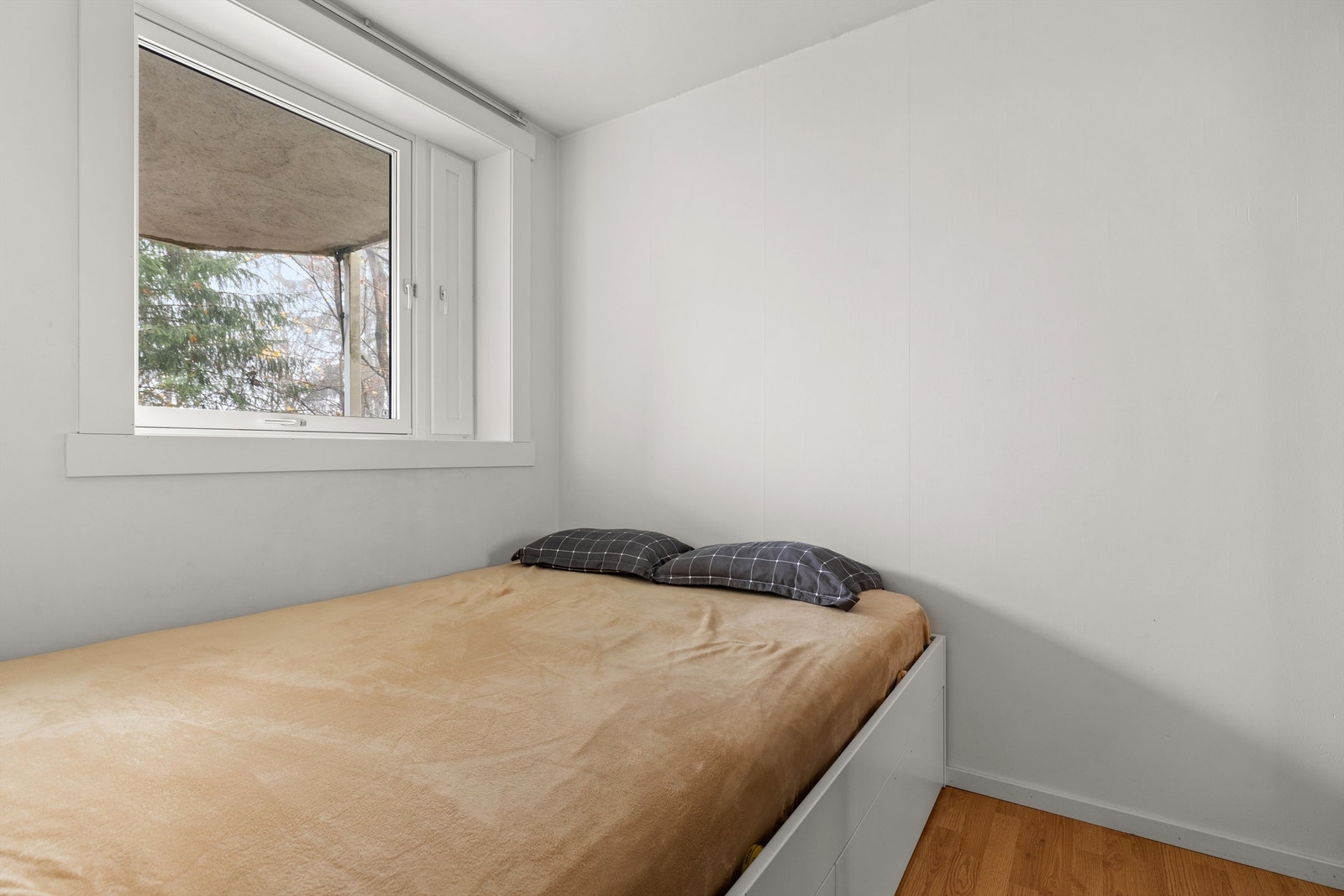 Vinduer og balkongdør ble byttet i 2022 i regi av borettslaget. Galleribilde