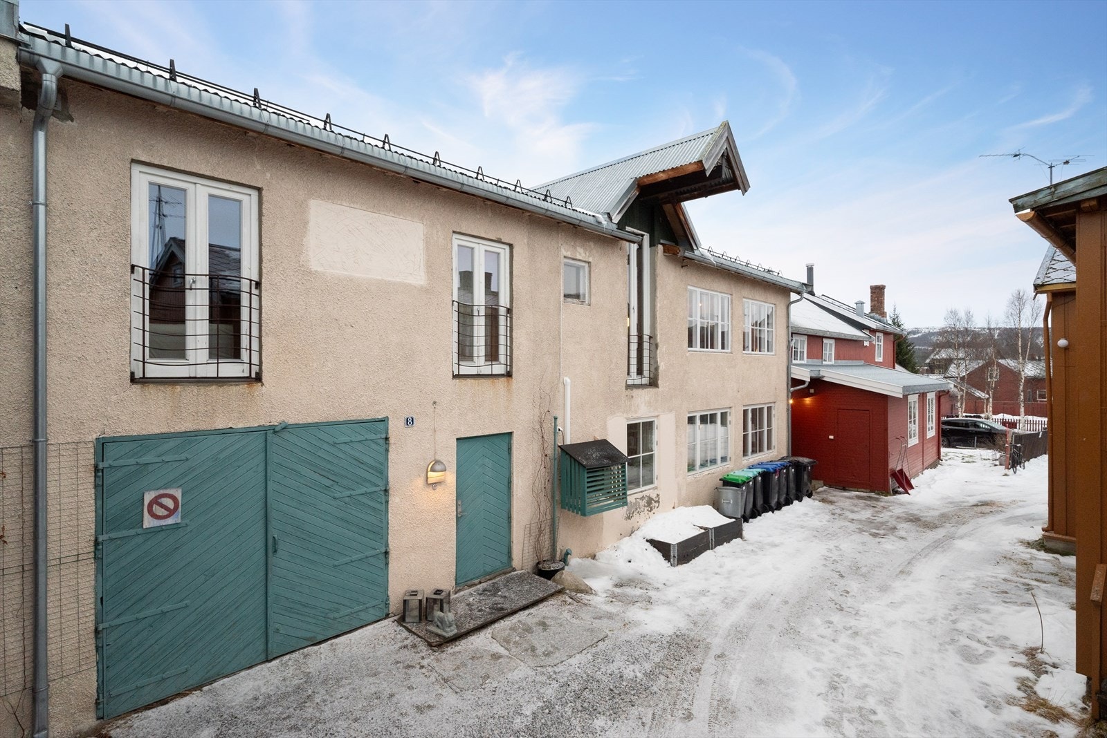 Fasade. Sameiet består av totalt 4 leiligheter. Galleribilde