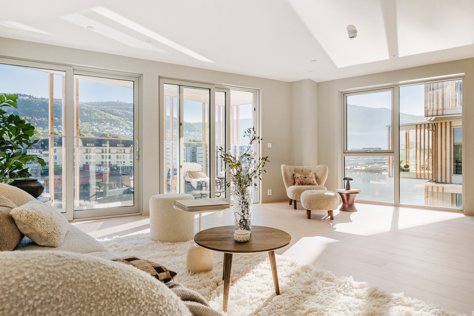 Damsgårdsveien 93A presenteres av Therese Fimland ved Eiendomsmegler 1 Galleribilde