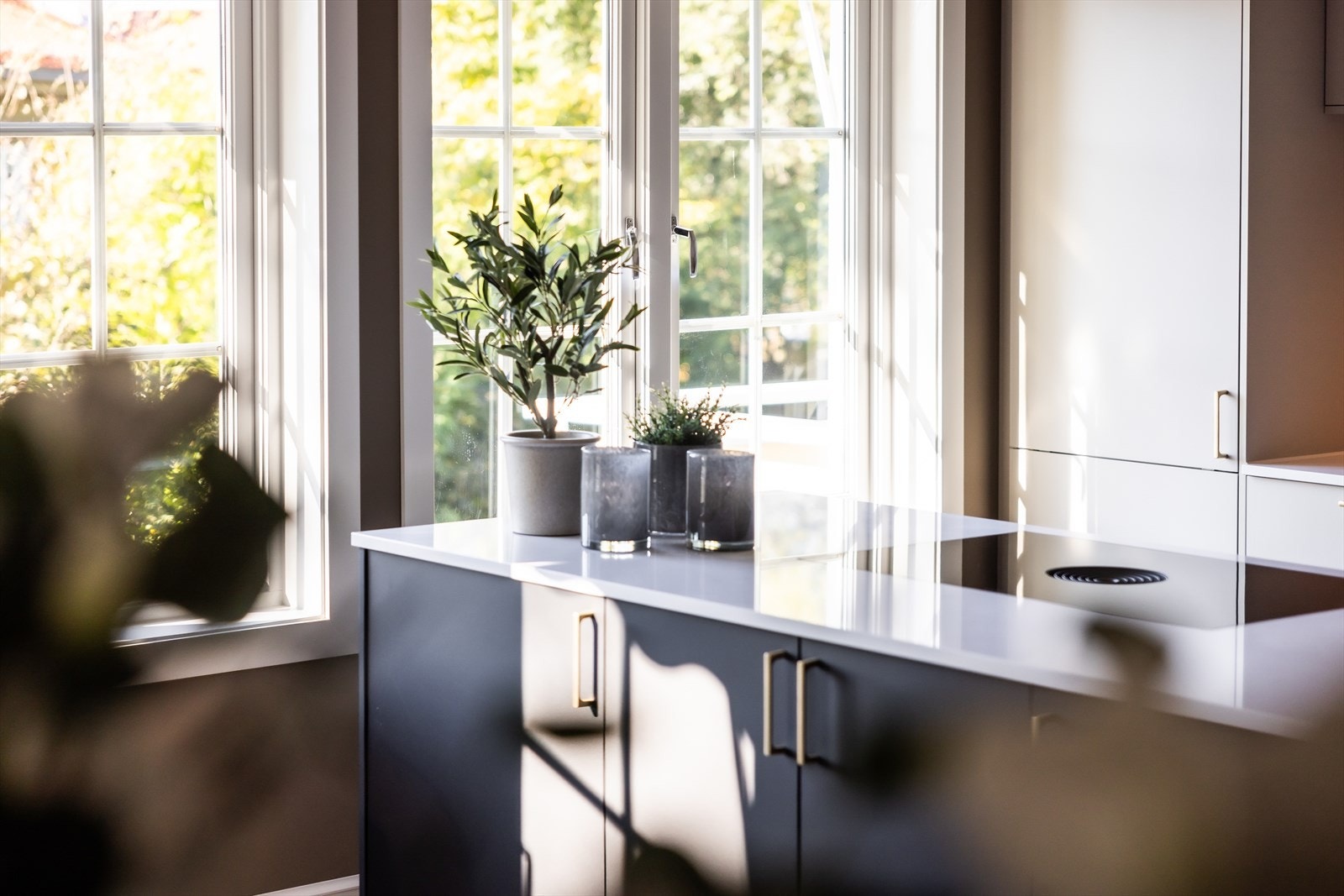 Et lunt og vakkert hjem med masse lys og god atmosfære Galleribilde