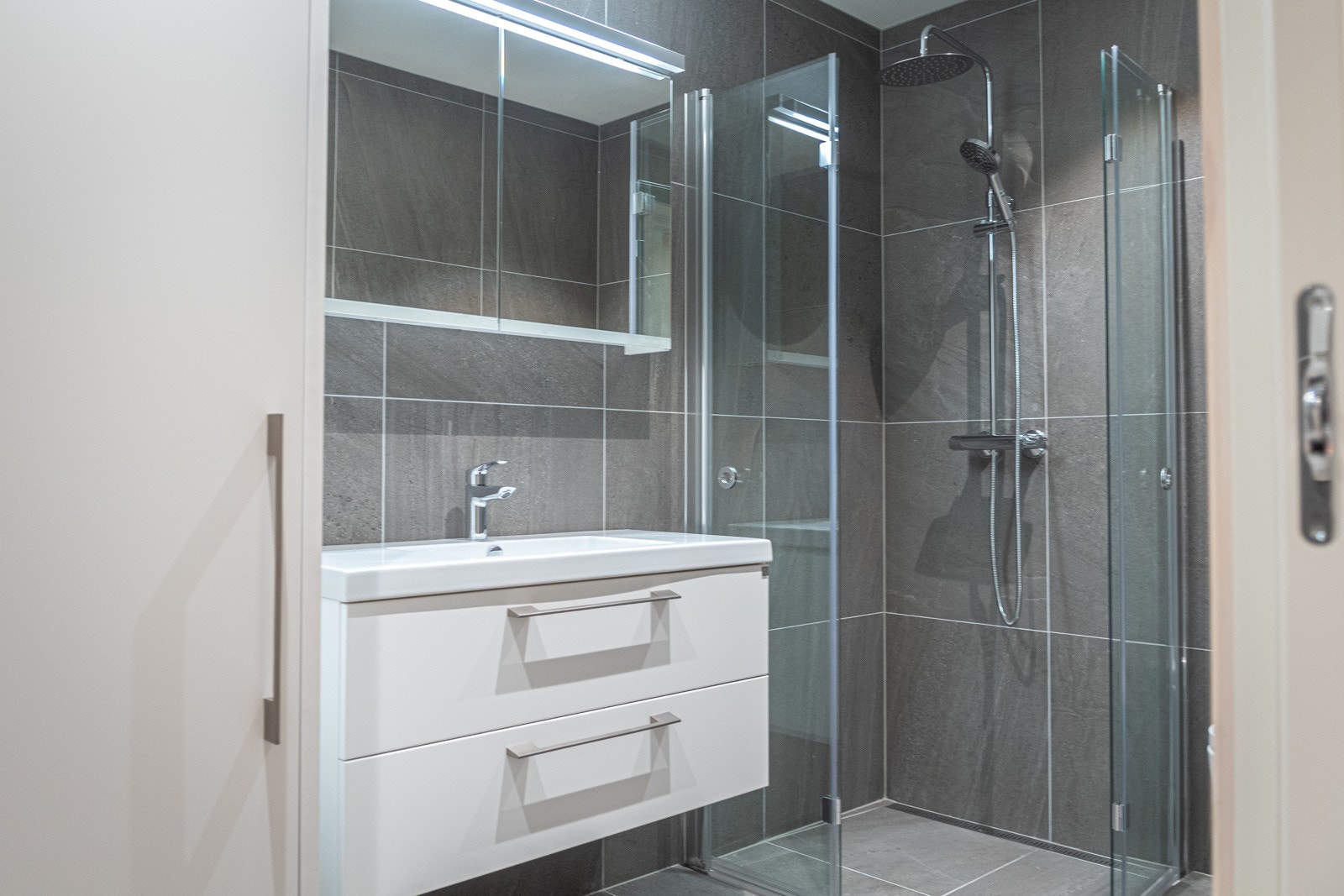 Bad (utbyggers bilde fra en av leilighetene. Foto: Anders Medhus /Hallingcast) Galleribilde