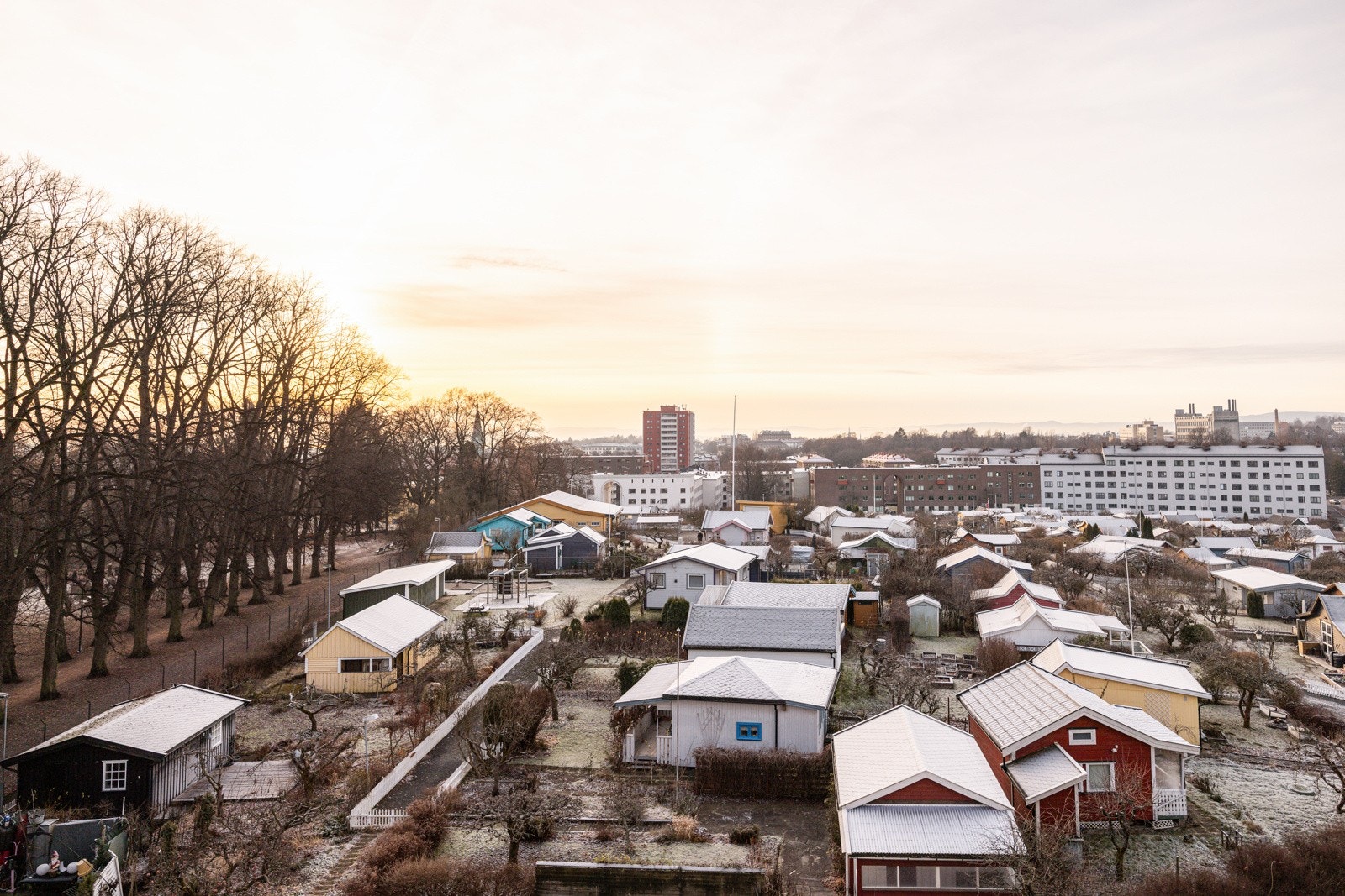 Beliggenheten mot sør sørger for gode solforhold hele dagen. Galleribilde