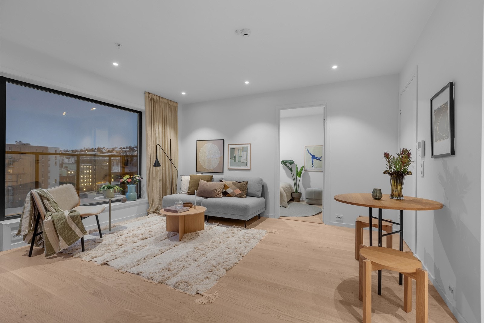 Stue og kjøkken er på ca. 23m2 Galleribilde