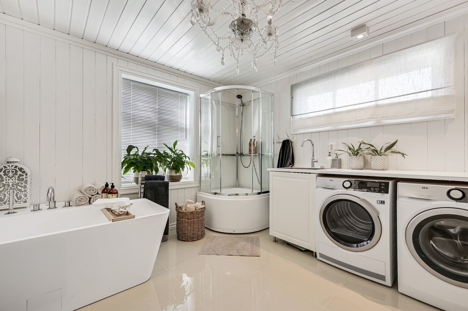 Bad 1. etasje Galleribilde