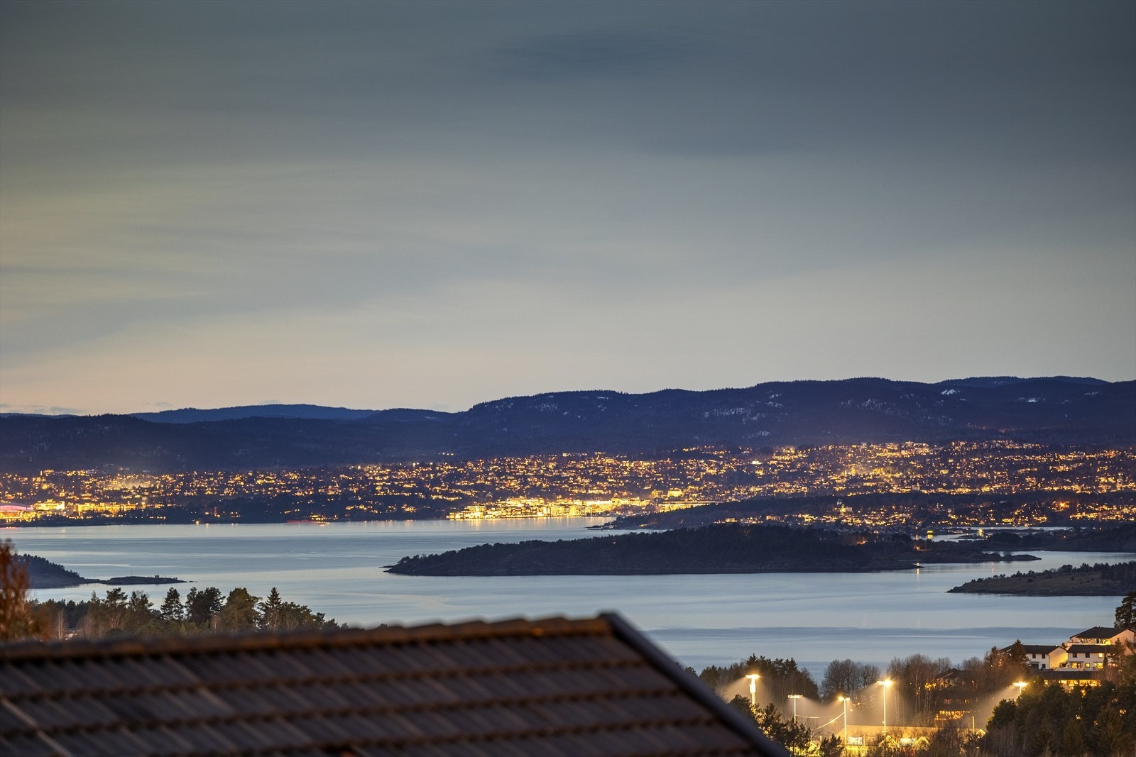 Fra boligen kan du nyte nydelig fjordutsikt. Galleribilde
