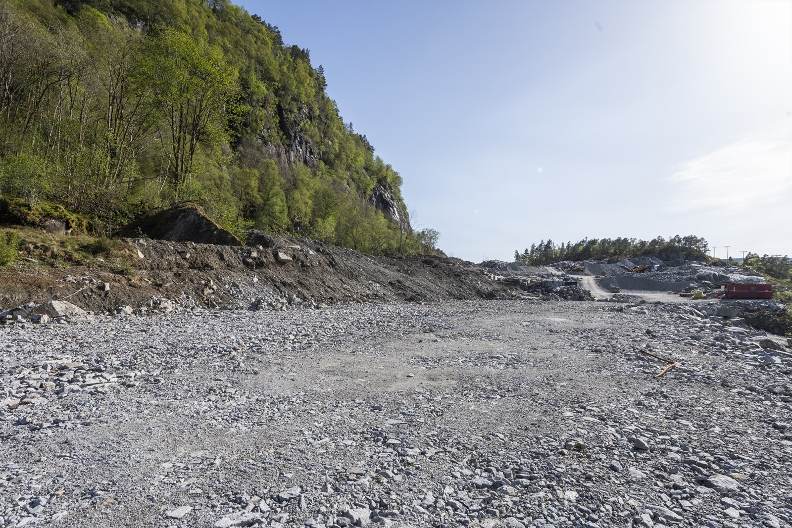 Leveres grovplanert tomt med vann, avløp og strøm til tomt Galleribilde