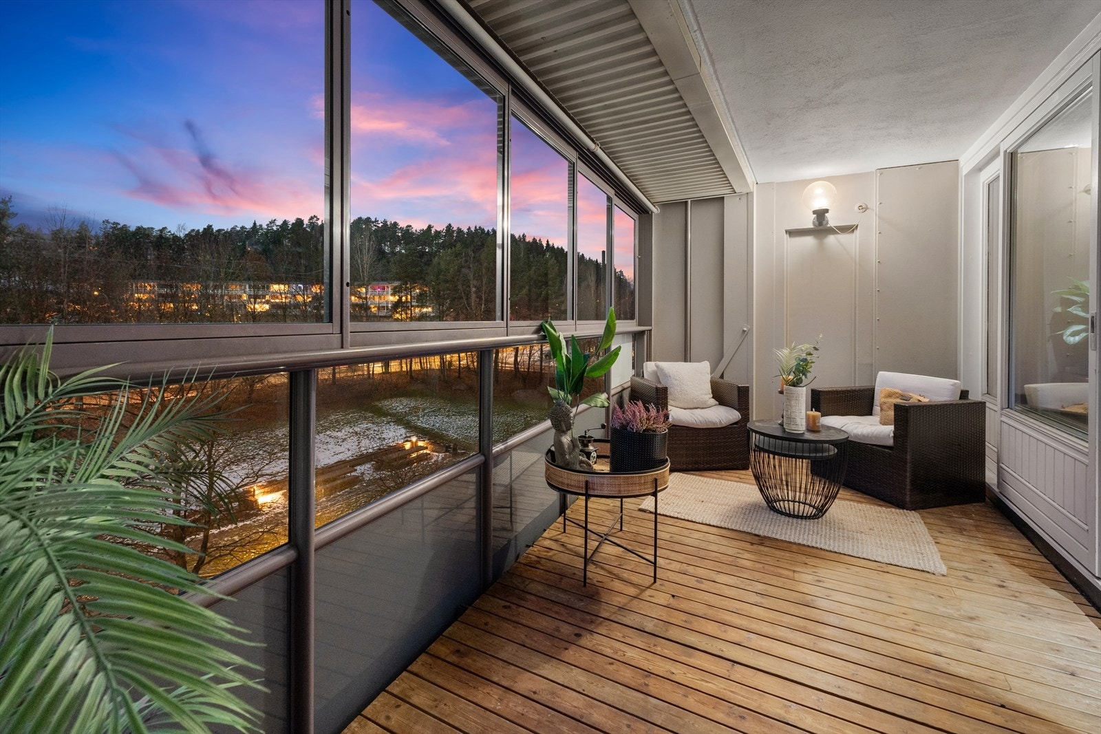 Eiendomsmegler 1 ved Ismail Amrani har gleden av å presentere Ammerudhellinga 37- en lys og romslig 3-roms andelsleilighet i fjerde etasje med heis! Galleribilde