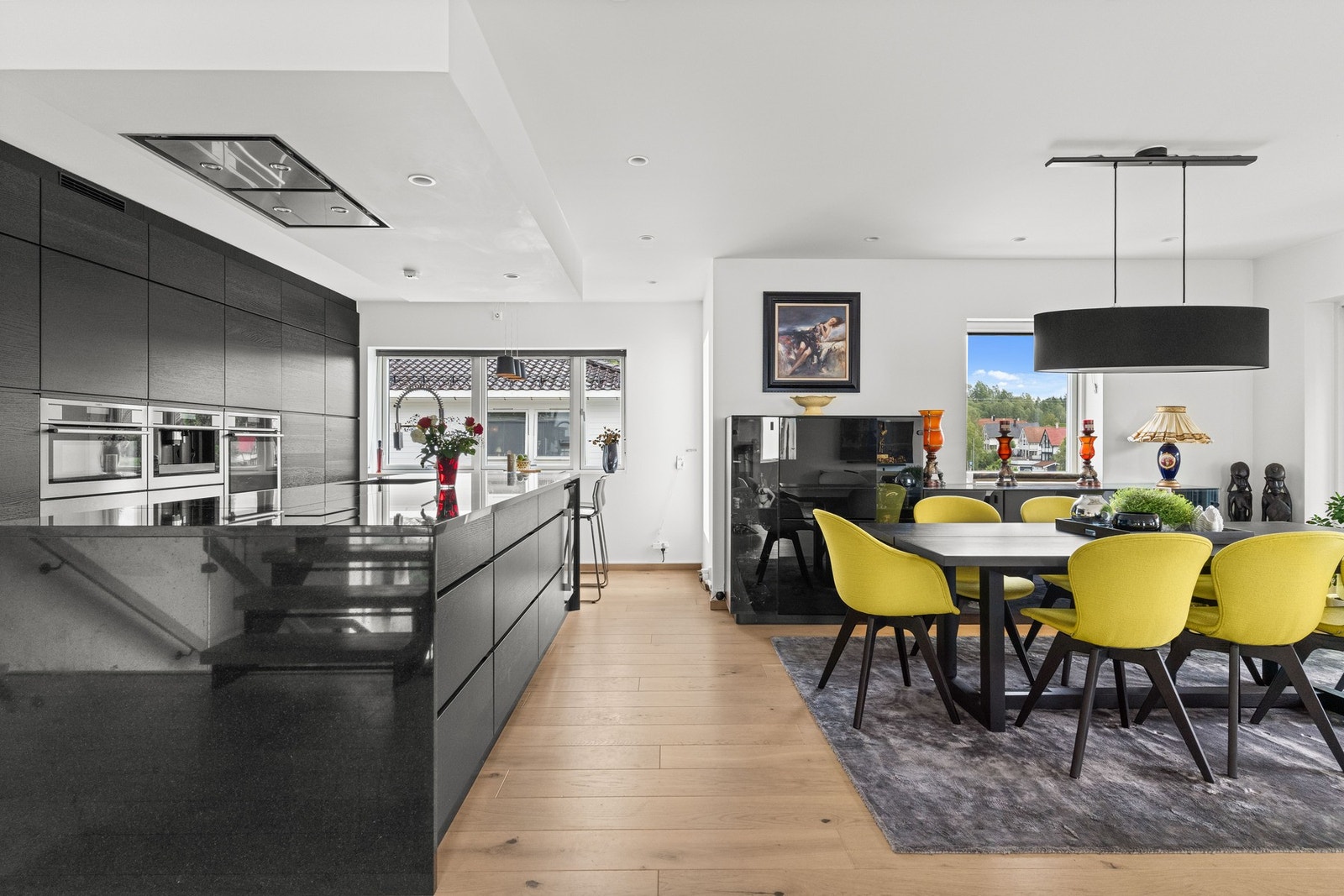 Her får du en tidløs kjøkkeninnredning fra 2017! Galleribilde