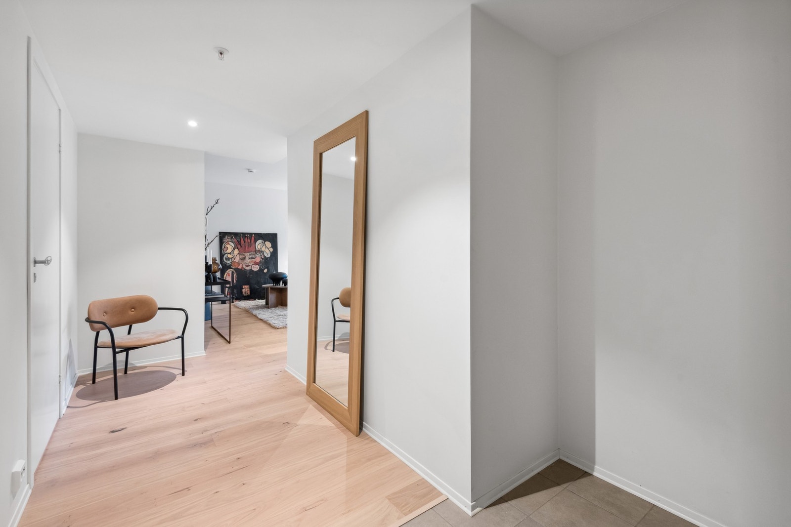 Romslig entre - en-stavs eikeparkett Galleribilde