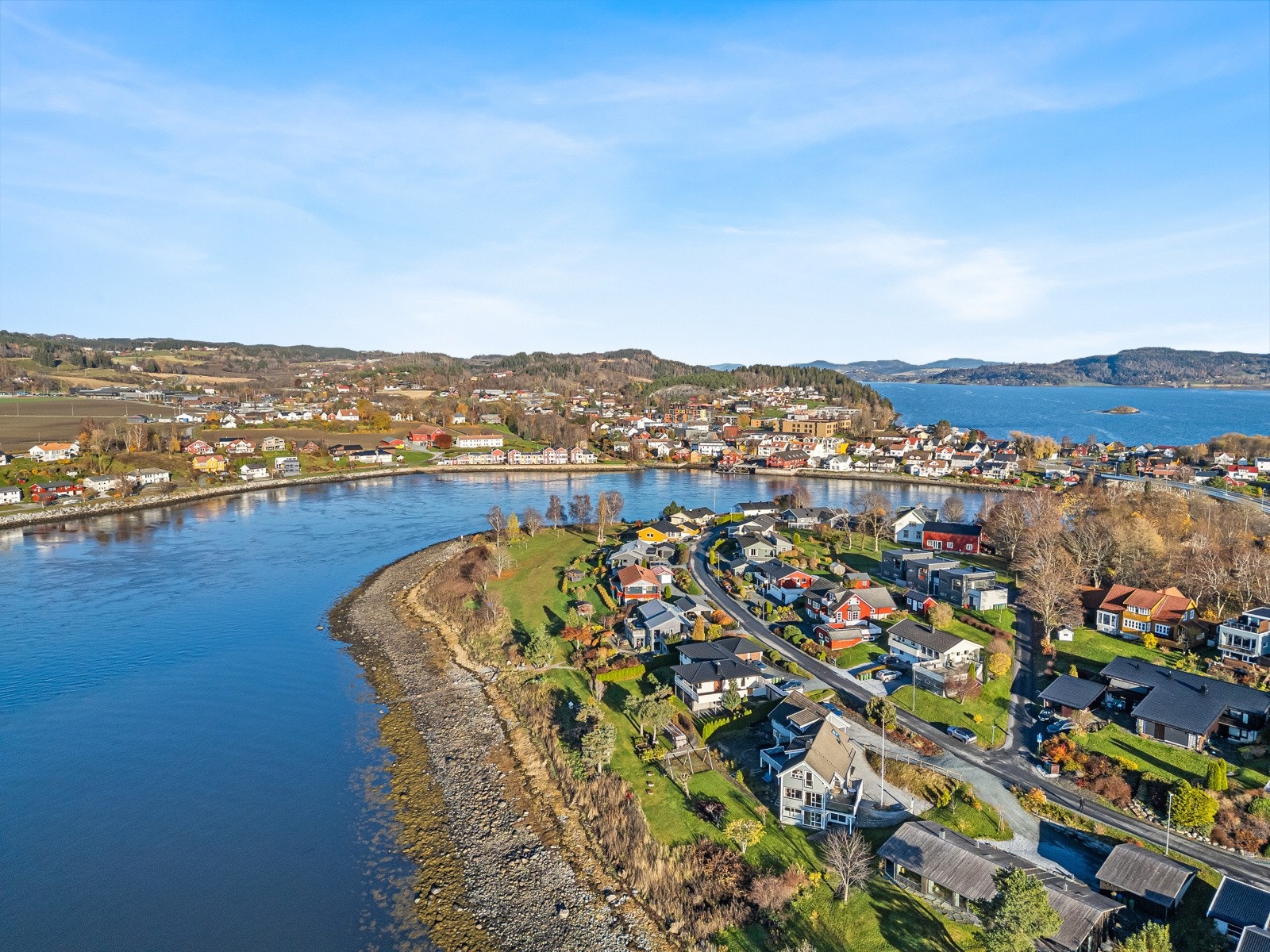 En eiendom med særdeles flott beliggenhet på Sundsneset! Galleribilde