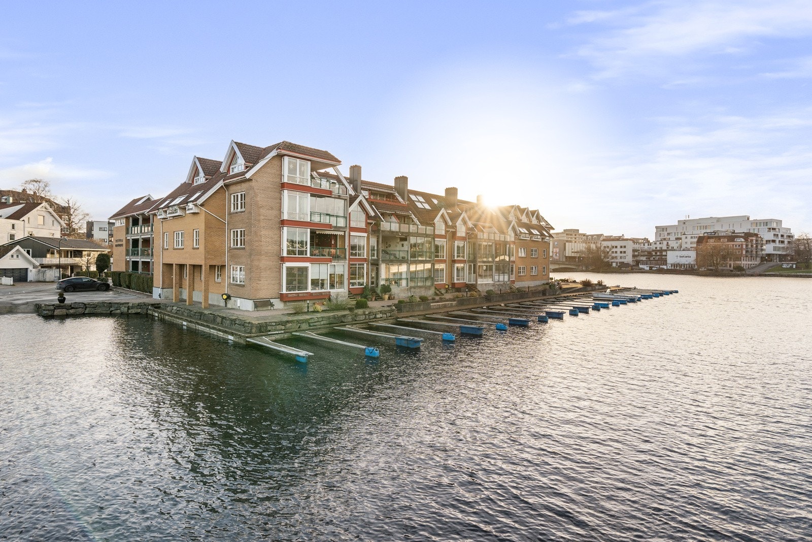 Blokkas fasade Galleribilde