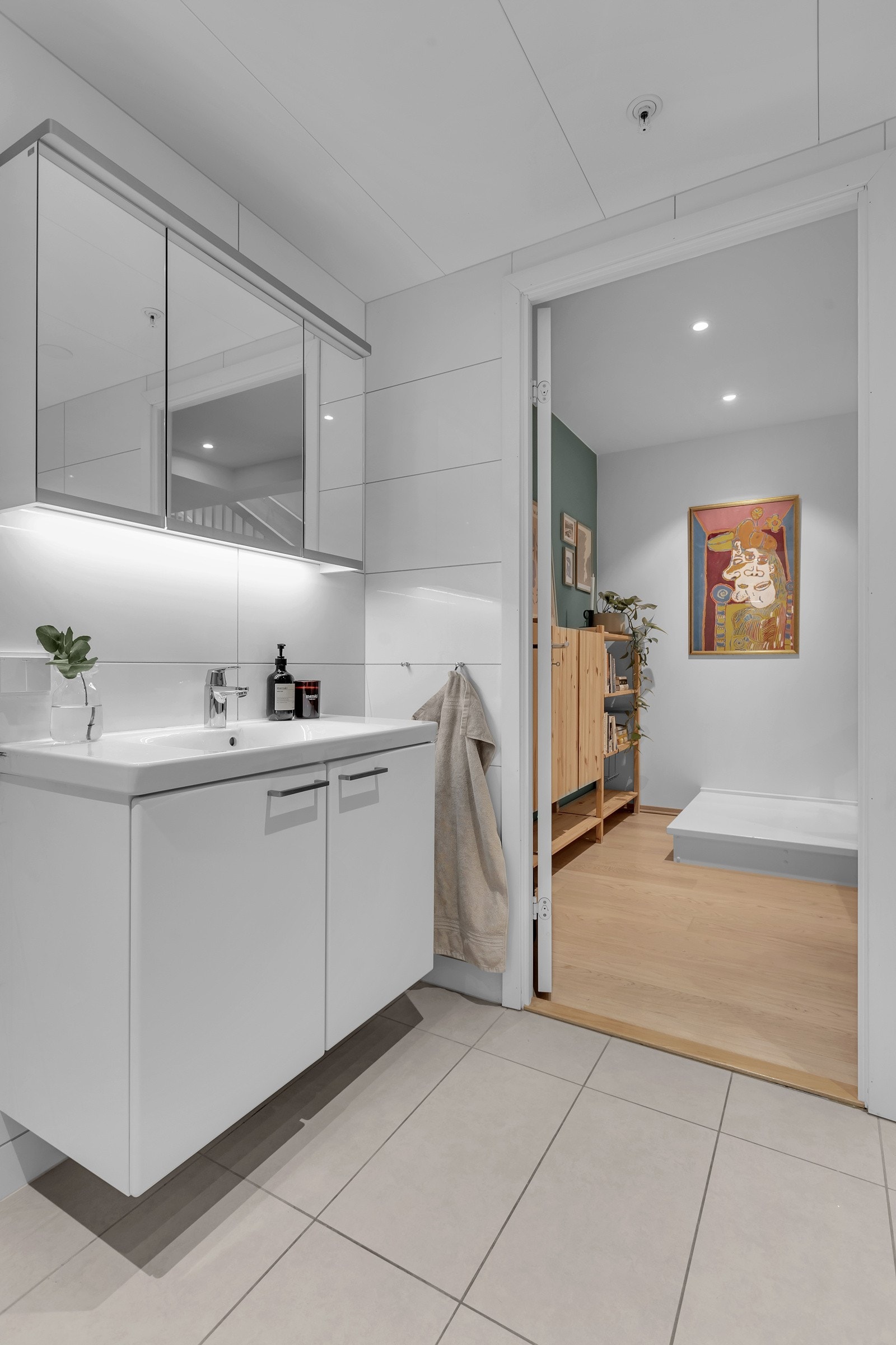 Badet er pent og praktisk Galleribilde