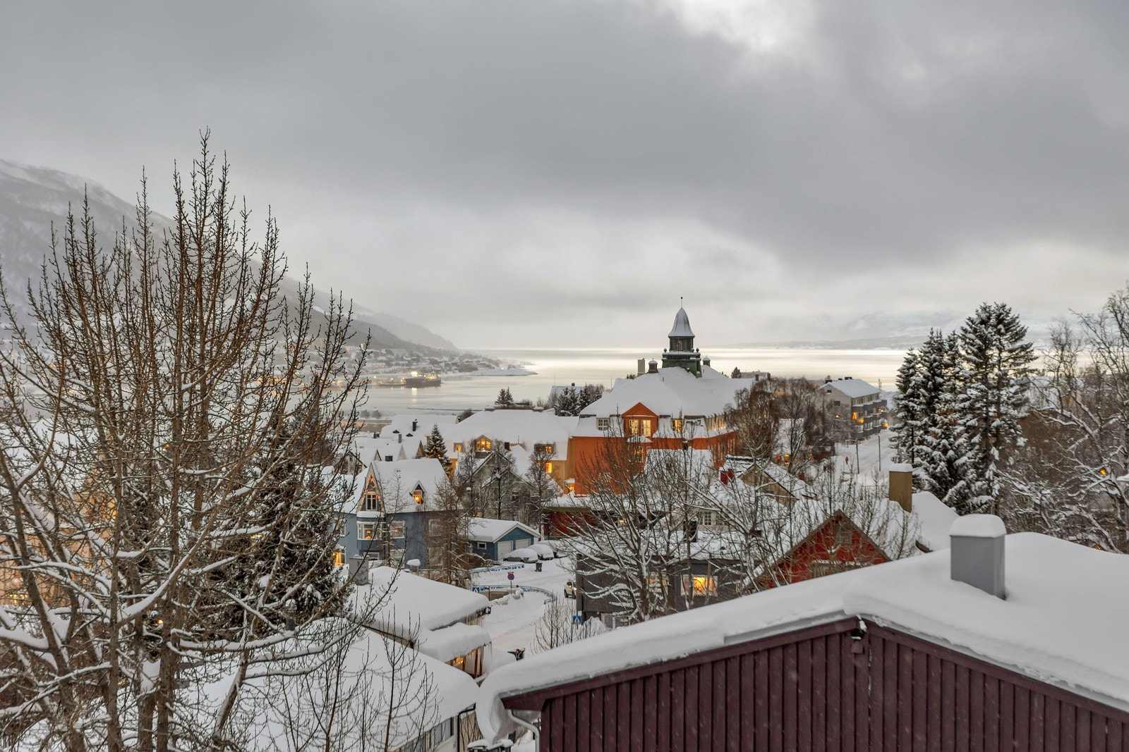 Utsikt mot sør-øst Galleribilde