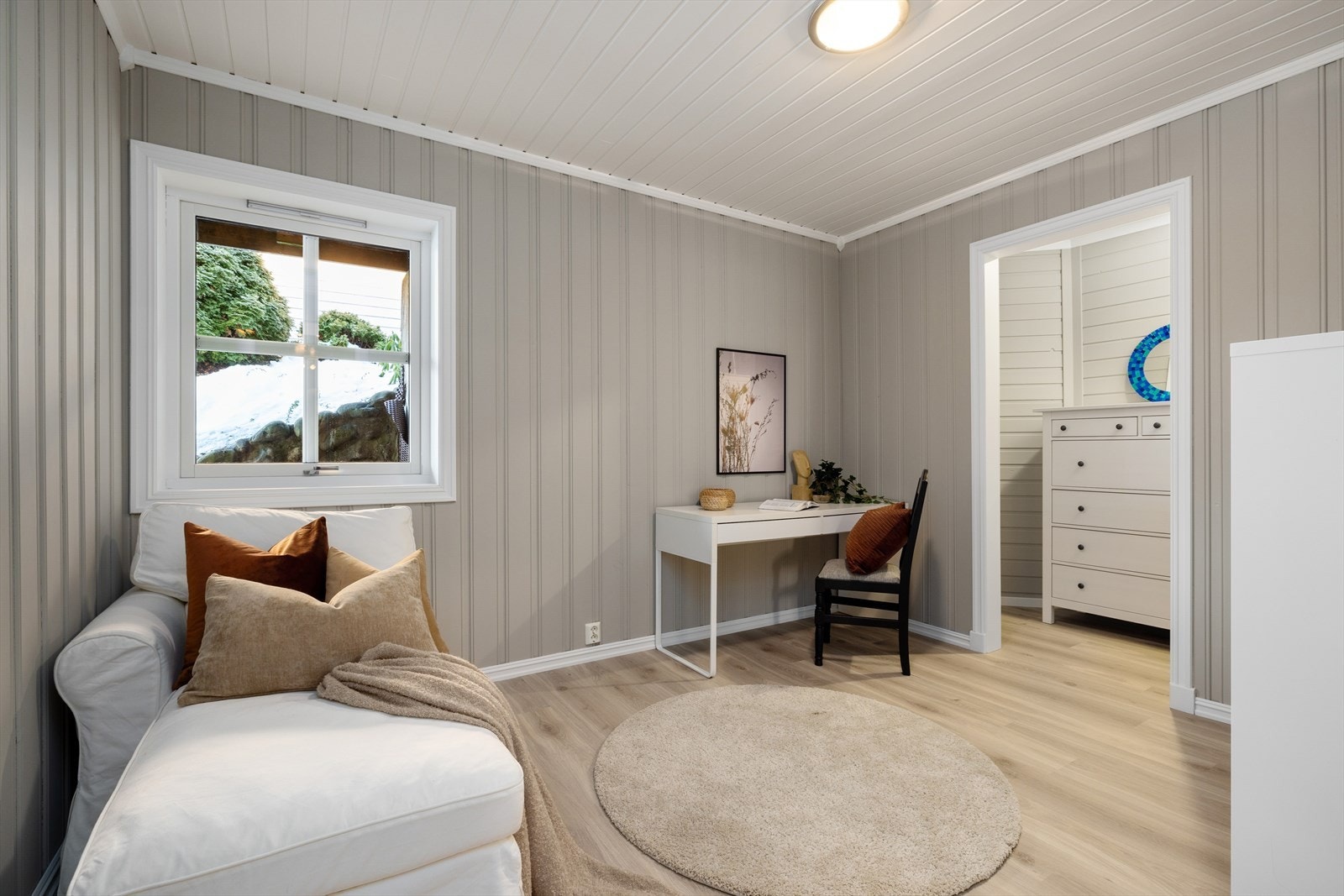 Soverom i sokkel- hoveddel. Galleribilde