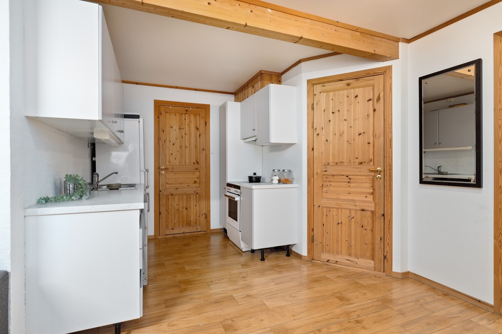 Utleiedel. Galleribilde