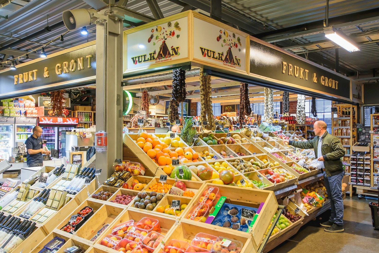 I nærområdet finner du også Vulkan, med den populære mathallen. Galleribilde