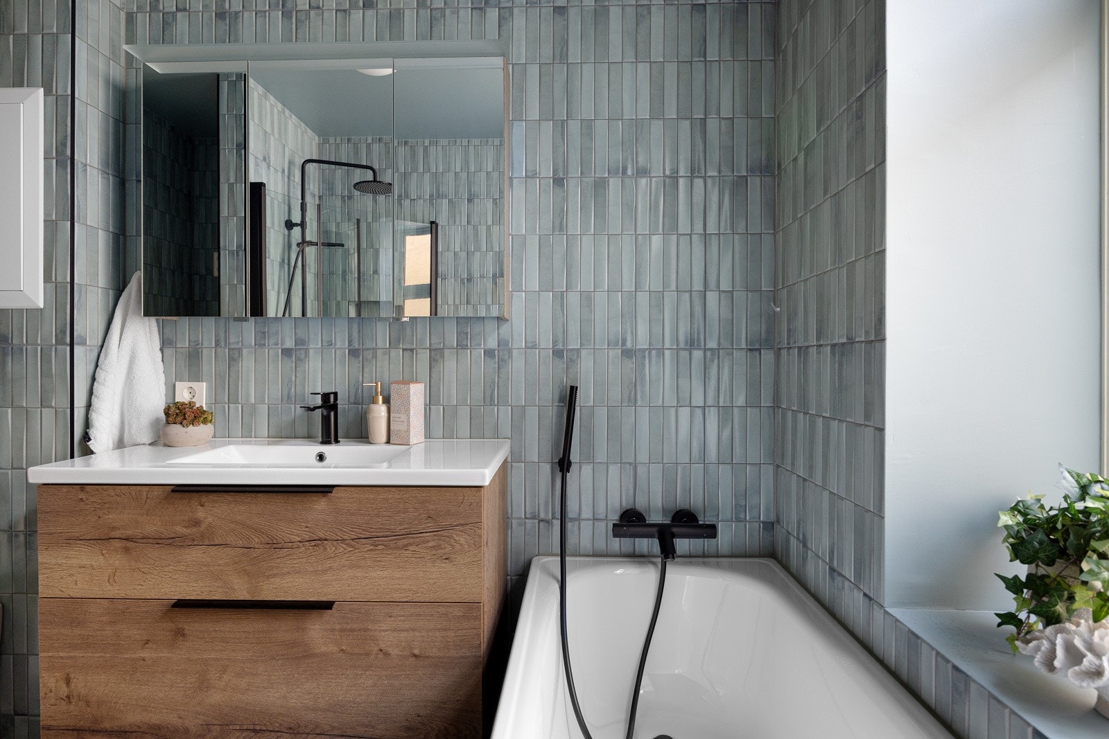 Her kan du nyte et varmt og avslappende bad i det kalde høstværet. Galleribilde