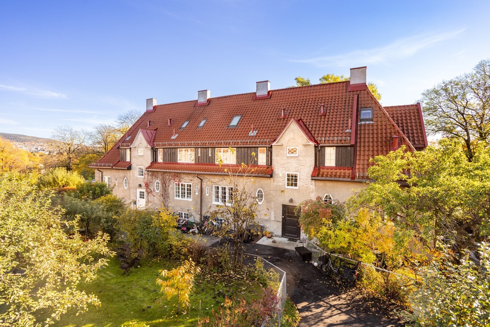 Velkommen til Ullevålsalléen 40. Galleribilde