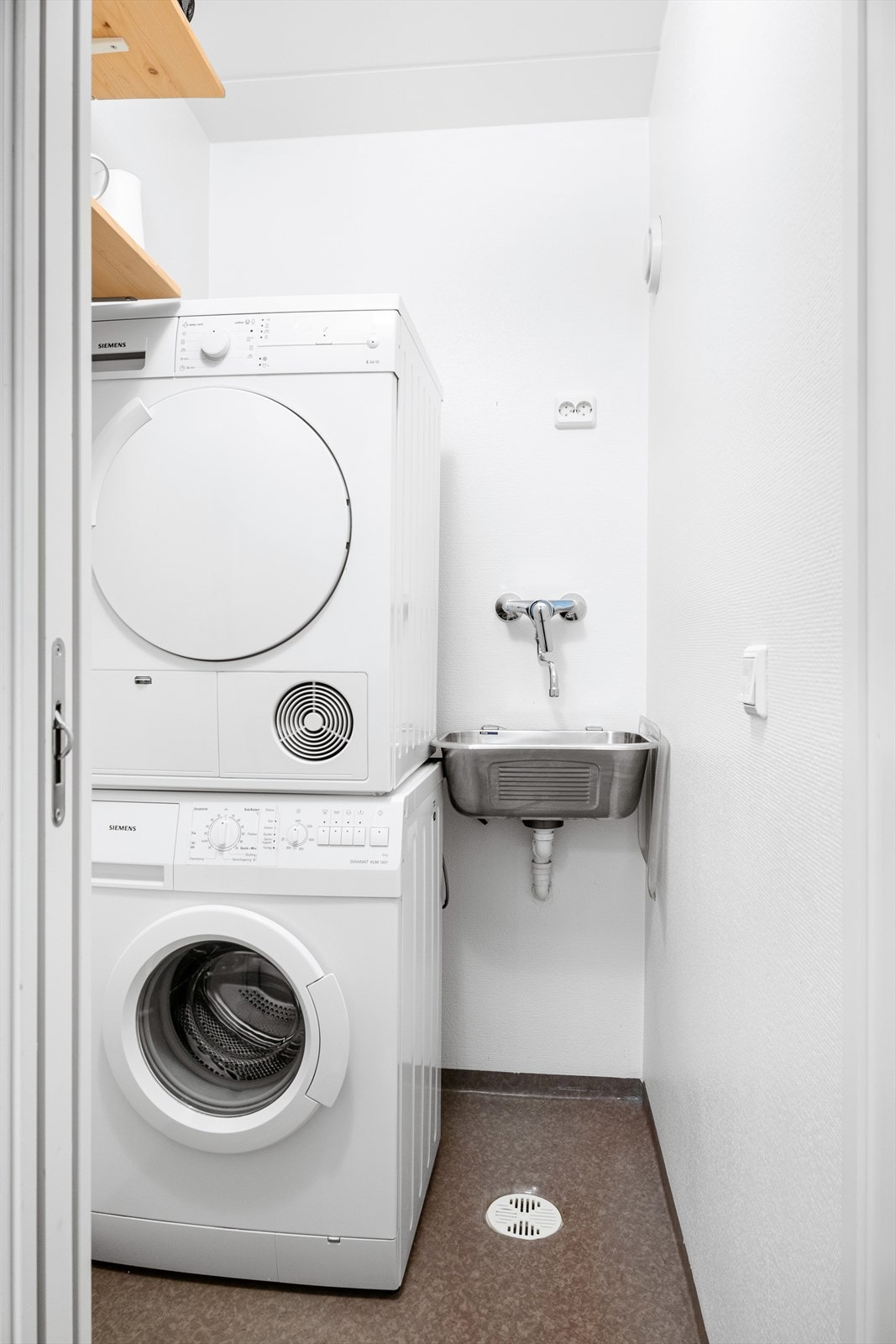 Vaskerom Galleribilde