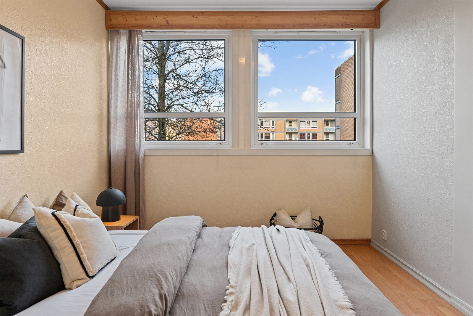 - Godt med lysinnslipp til hovedsoverommet - Galleribilde