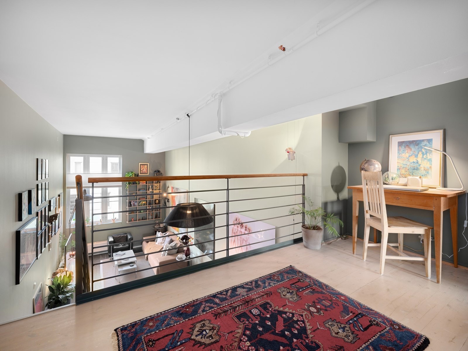 - Mezanin med mange bruksmuligheter - Galleribilde