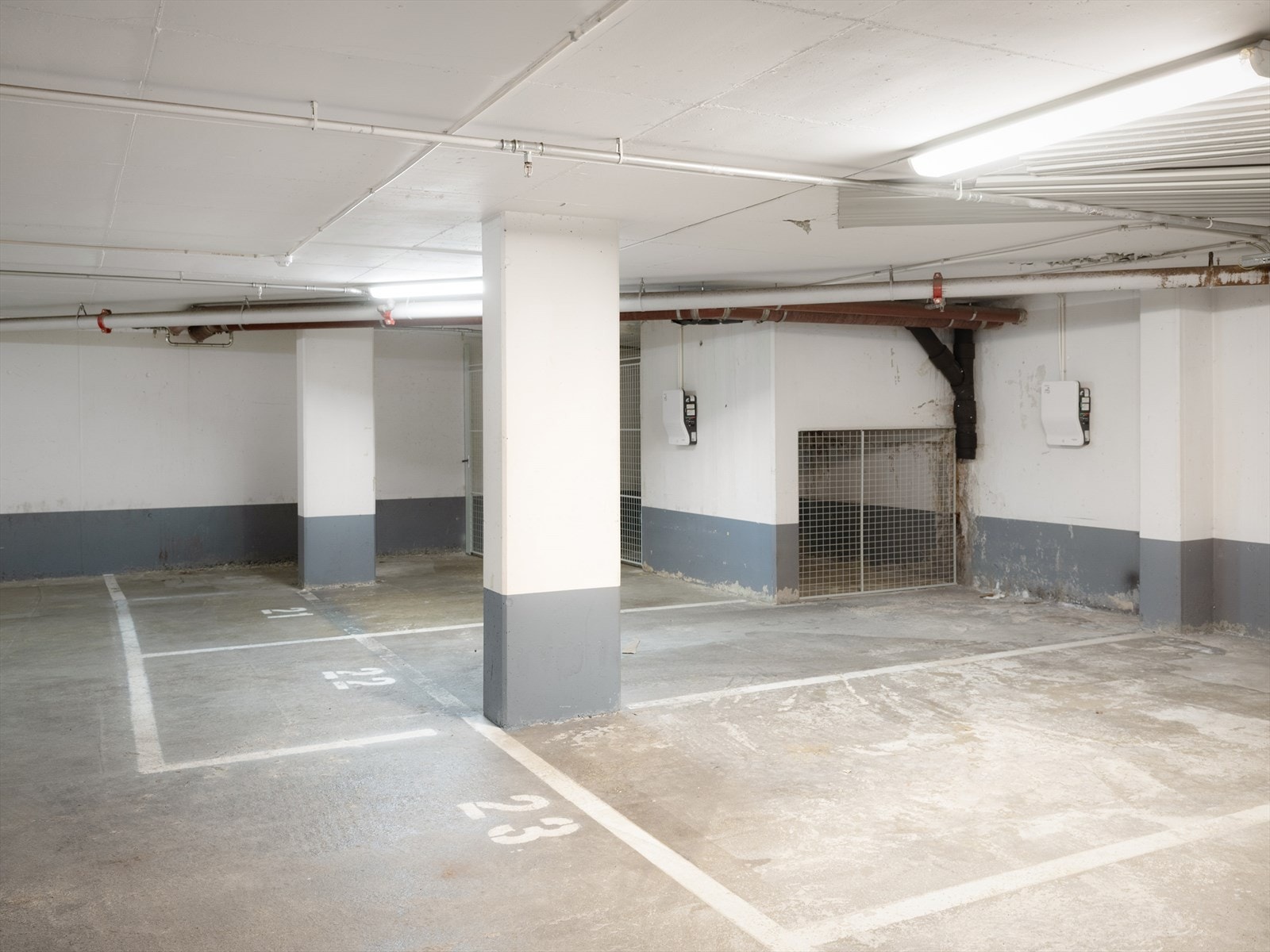 - Plassen er ekstra dyp og det er EL-billader - Galleribilde