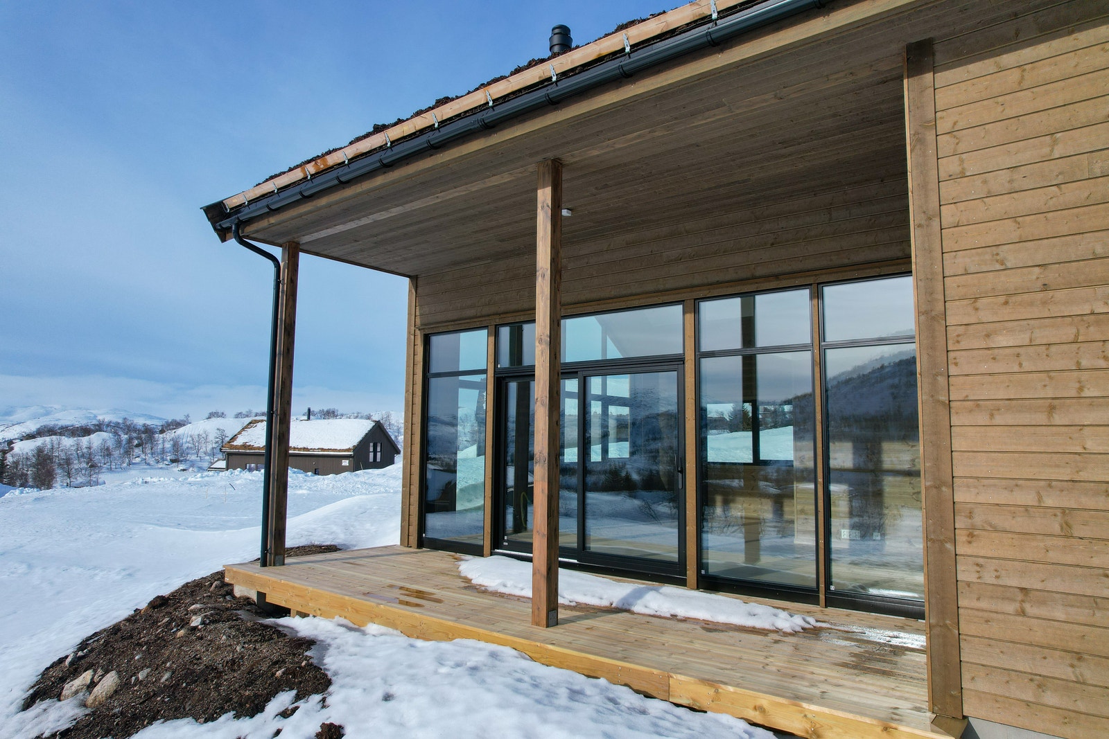 Overbygd terrasse mot sør/vest Galleribilde