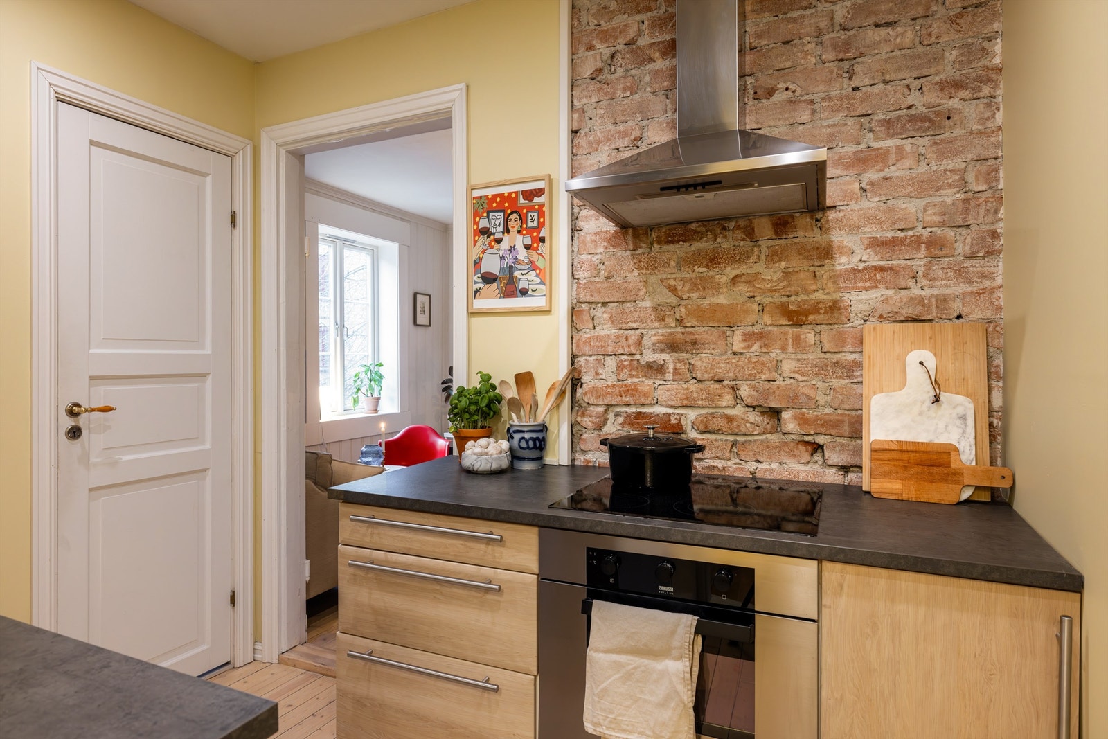 Kjøkken fra 2017 er både sjarmerende og praktisk. Galleribilde