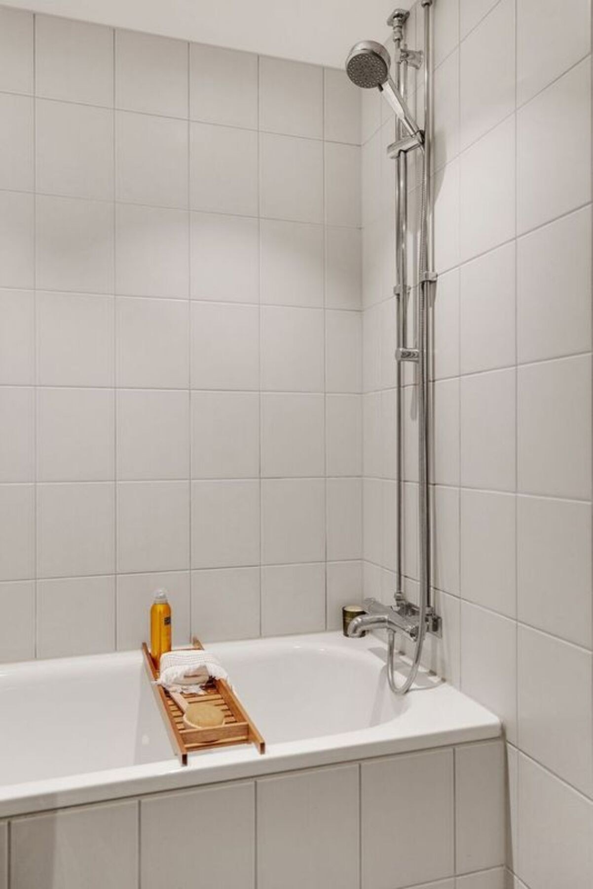 Badekar med dusj Galleribilde