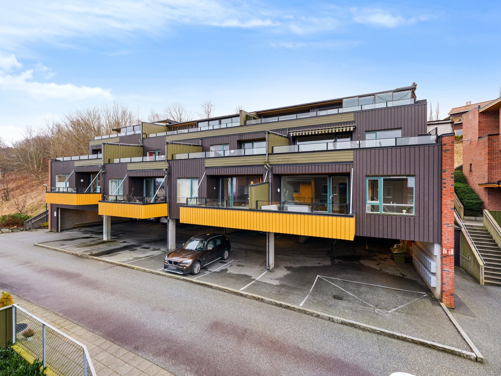 Leiligheten har en fin beliggehet på enden av bygget Galleribilde