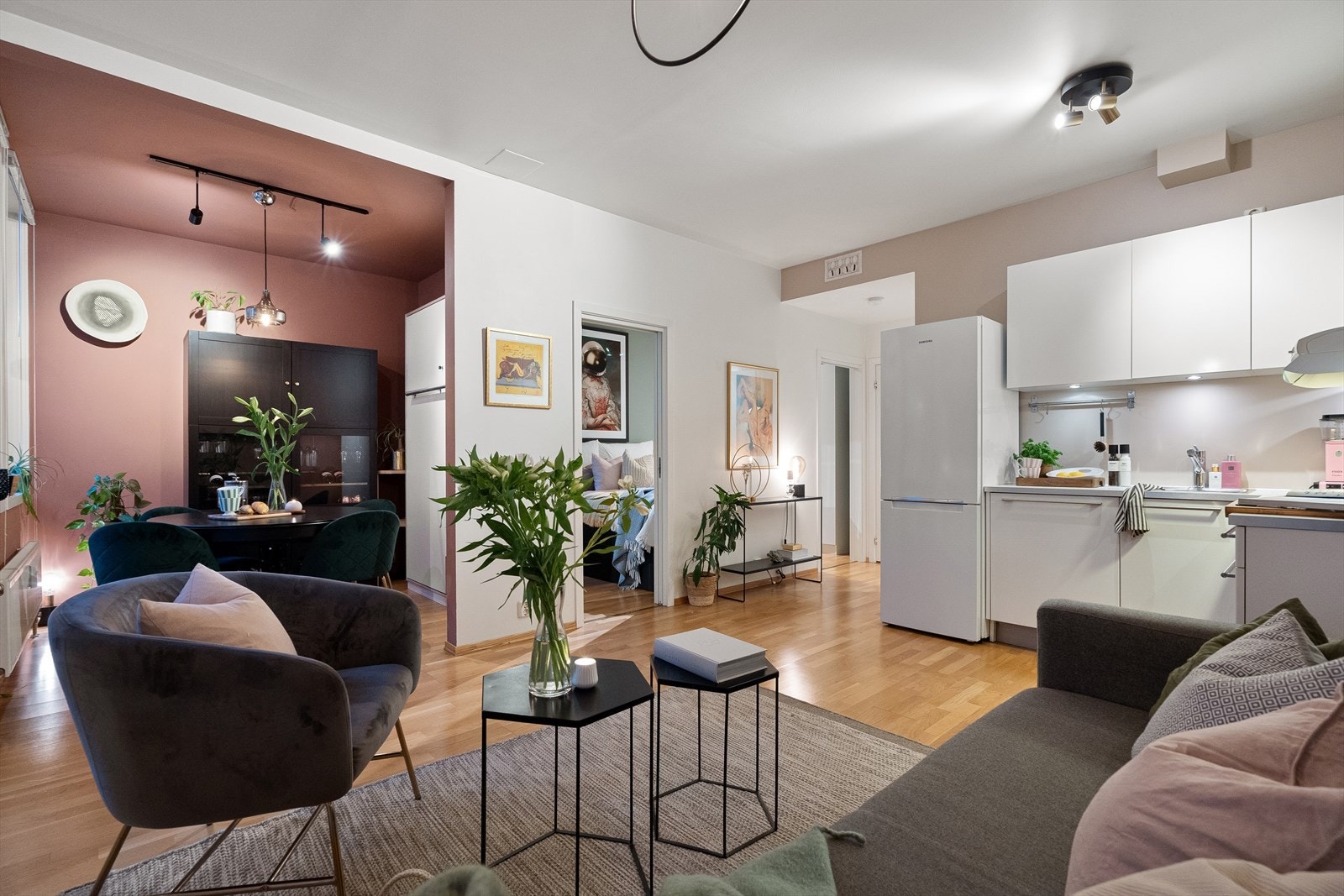 God takhøyde, målt til 265cm i stue Galleribilde