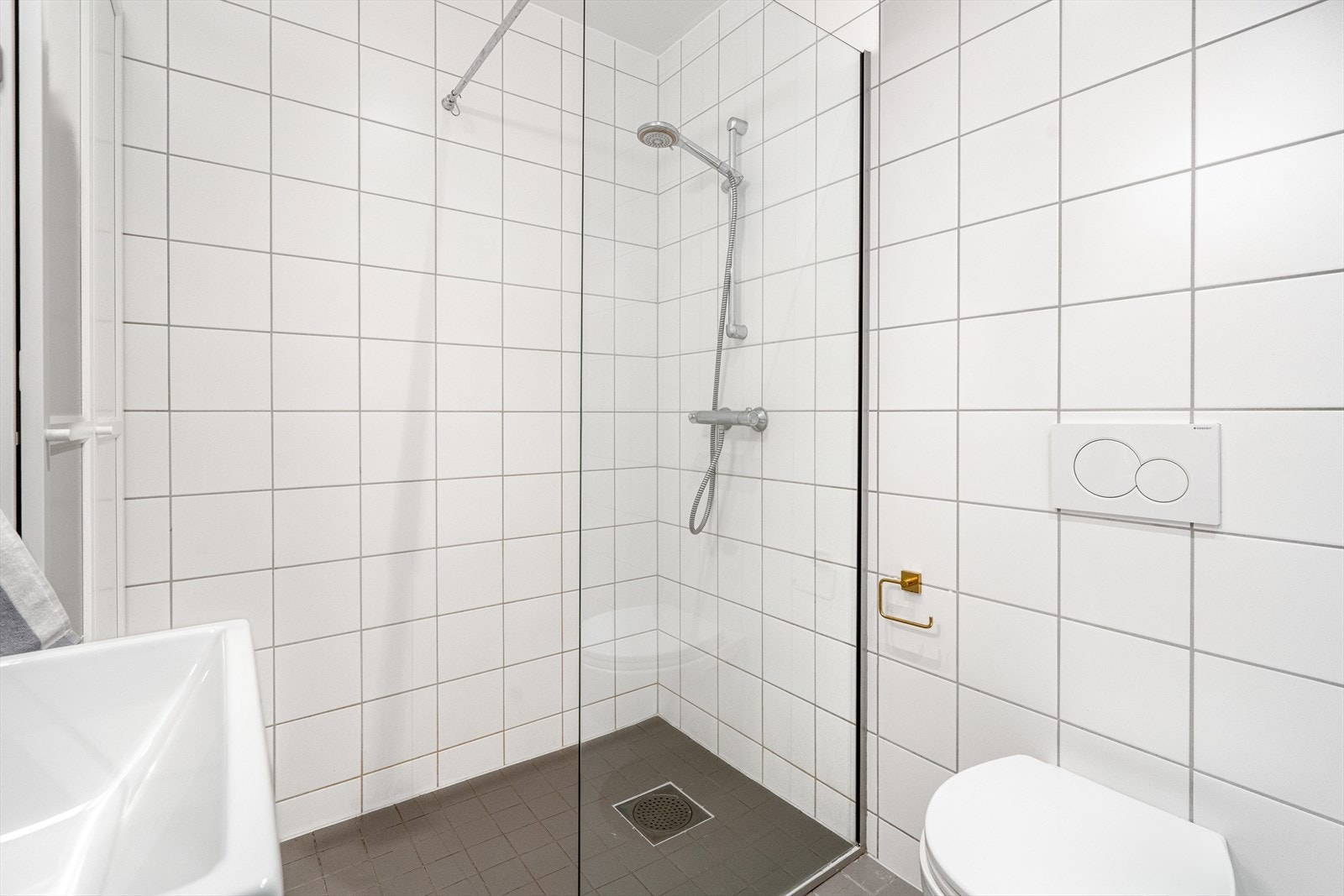 Dusjhjørne med glassvegg Galleribilde