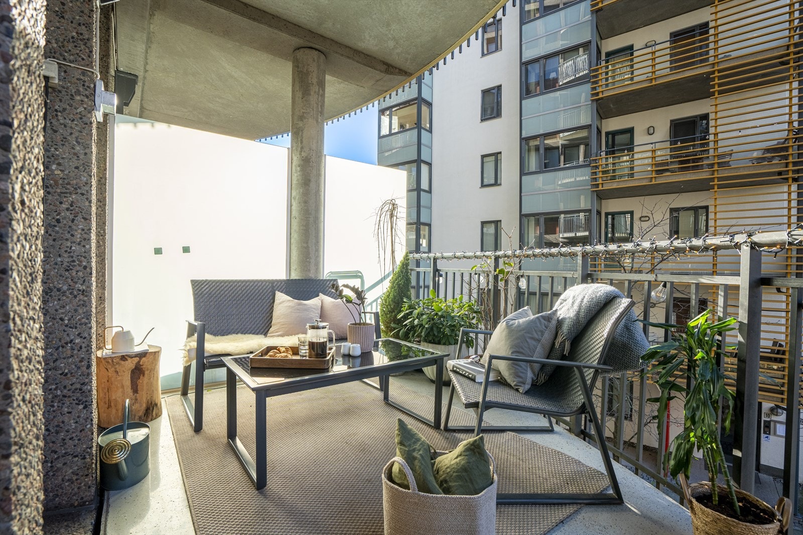 Sydvestvendt balkong på 8 kvm Galleribilde