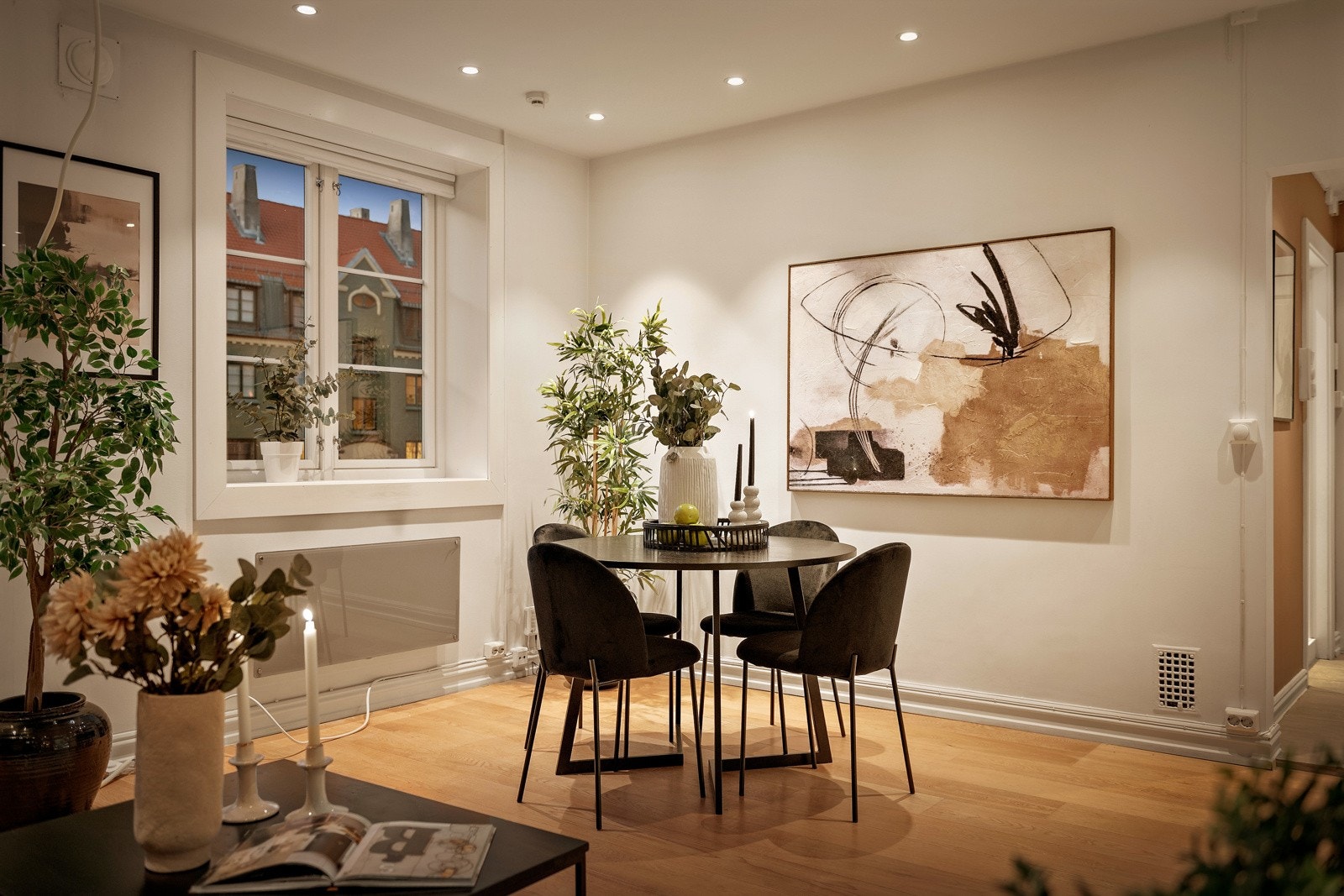 Downlights i himling gir riktig belysning og setter stemningen til en hver tid Galleribilde