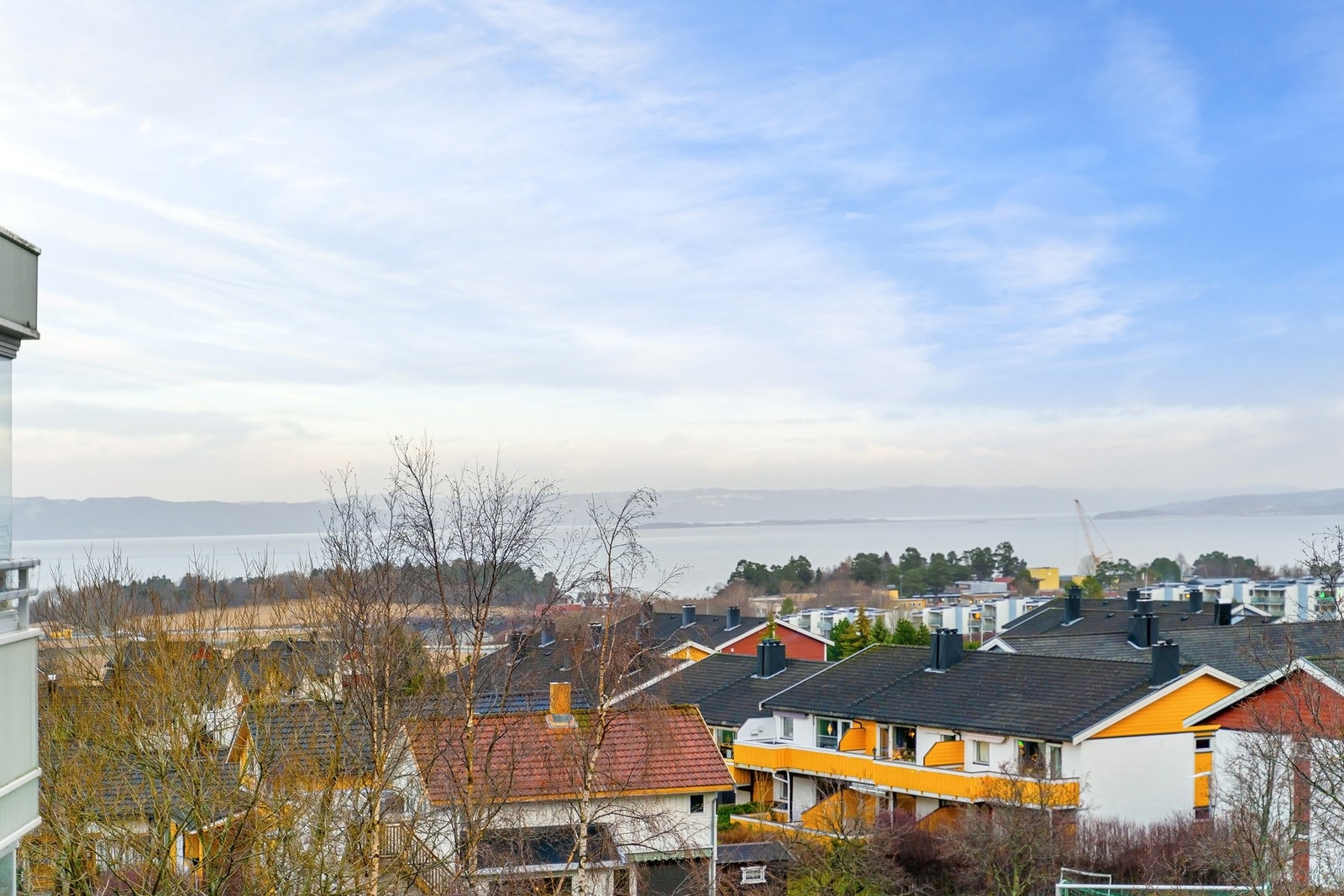 Utsikt fra spisebord/kjøkken. Galleribilde