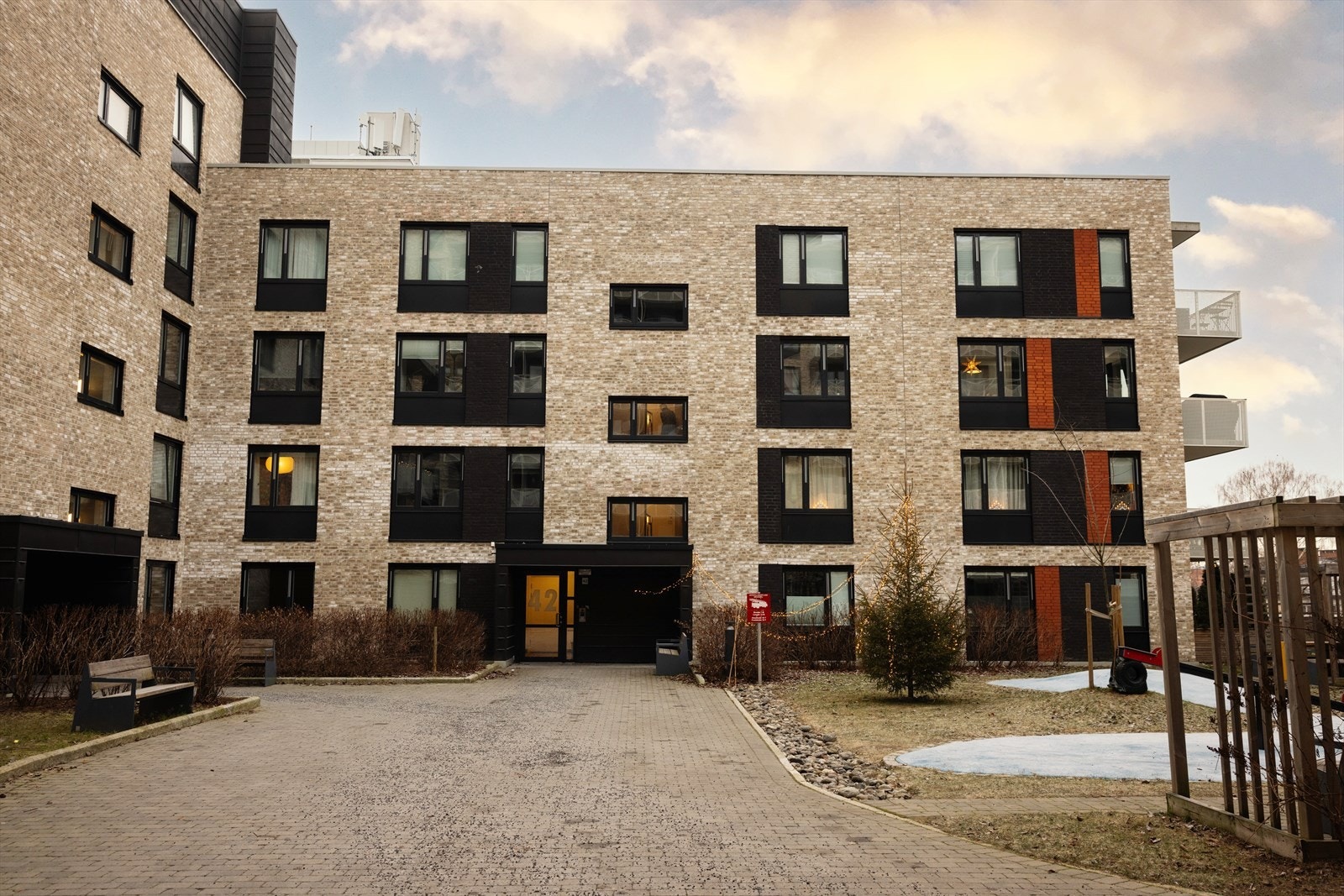 Sameiet består av 47 seksjoner. Galleribilde