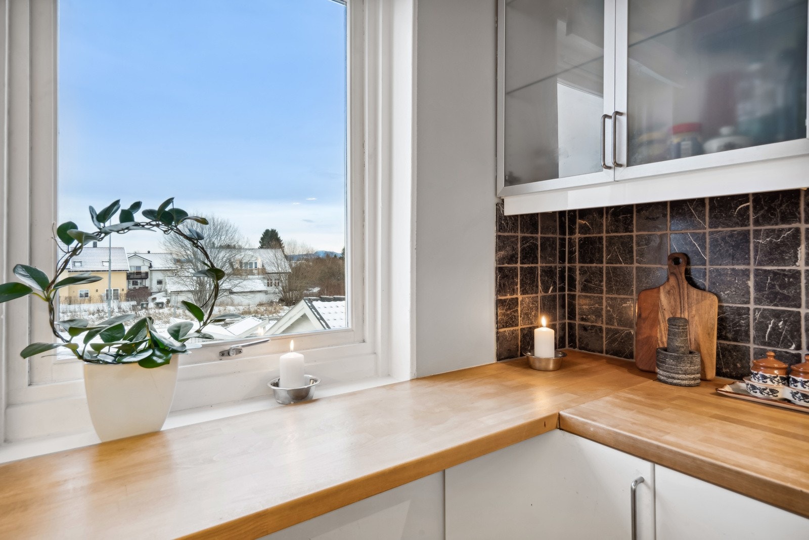 Her kan man stå å lage mat med flott utsikt. Galleribilde