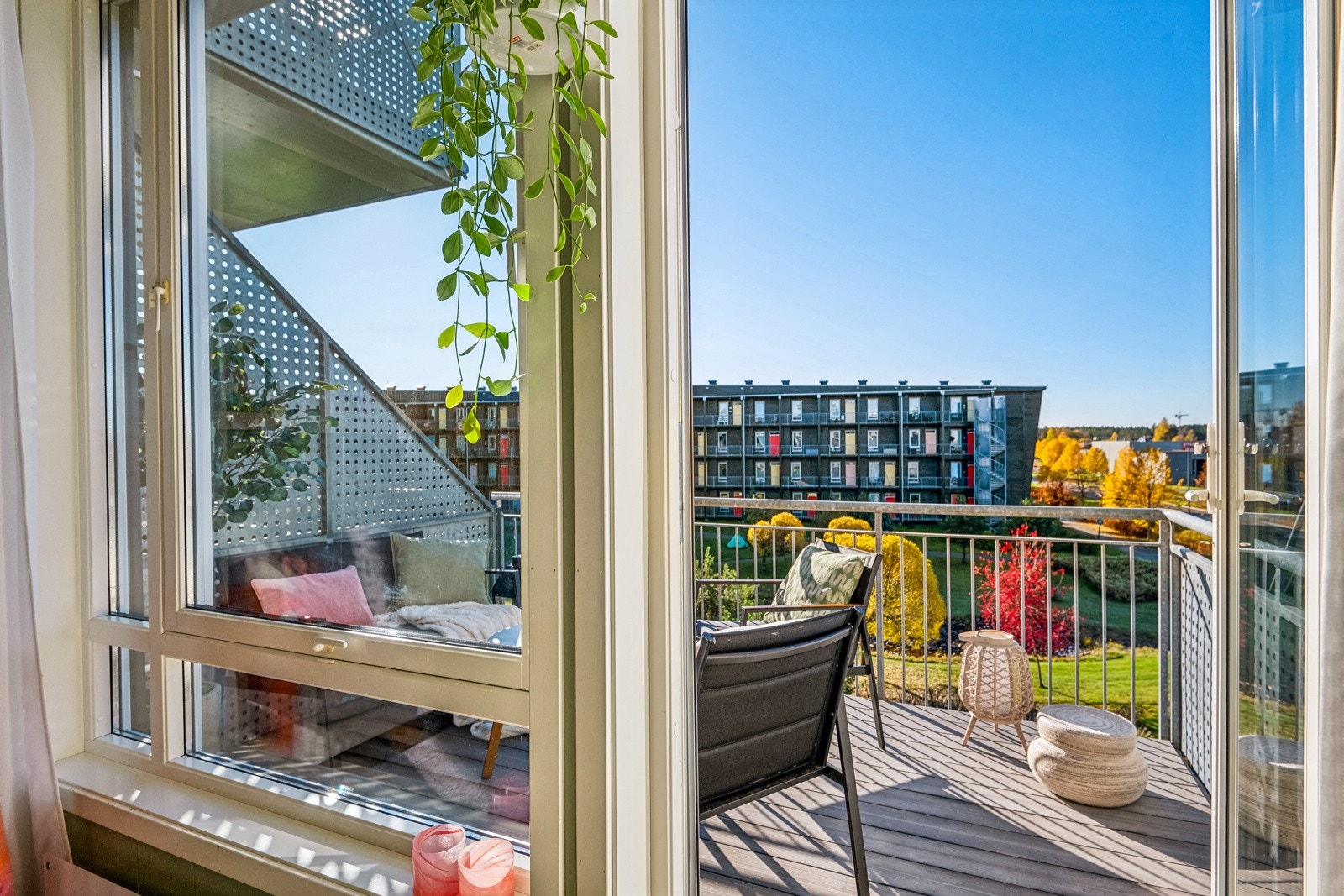 På balkongen er det god plass til utemøblement. Galleribilde