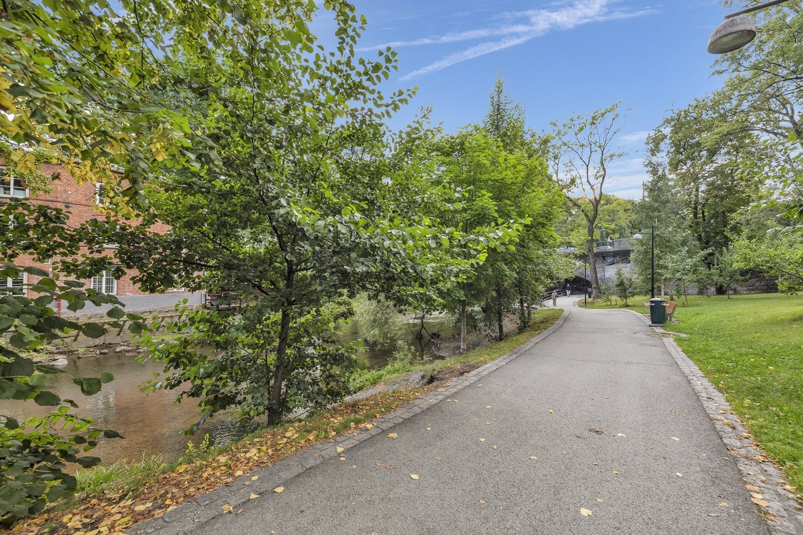 Flotte turmuligheter langs Akerselva, her kan du gå helt ned til Oslobukta eller opp til Maridalsvannet og Nordmarka Galleribilde