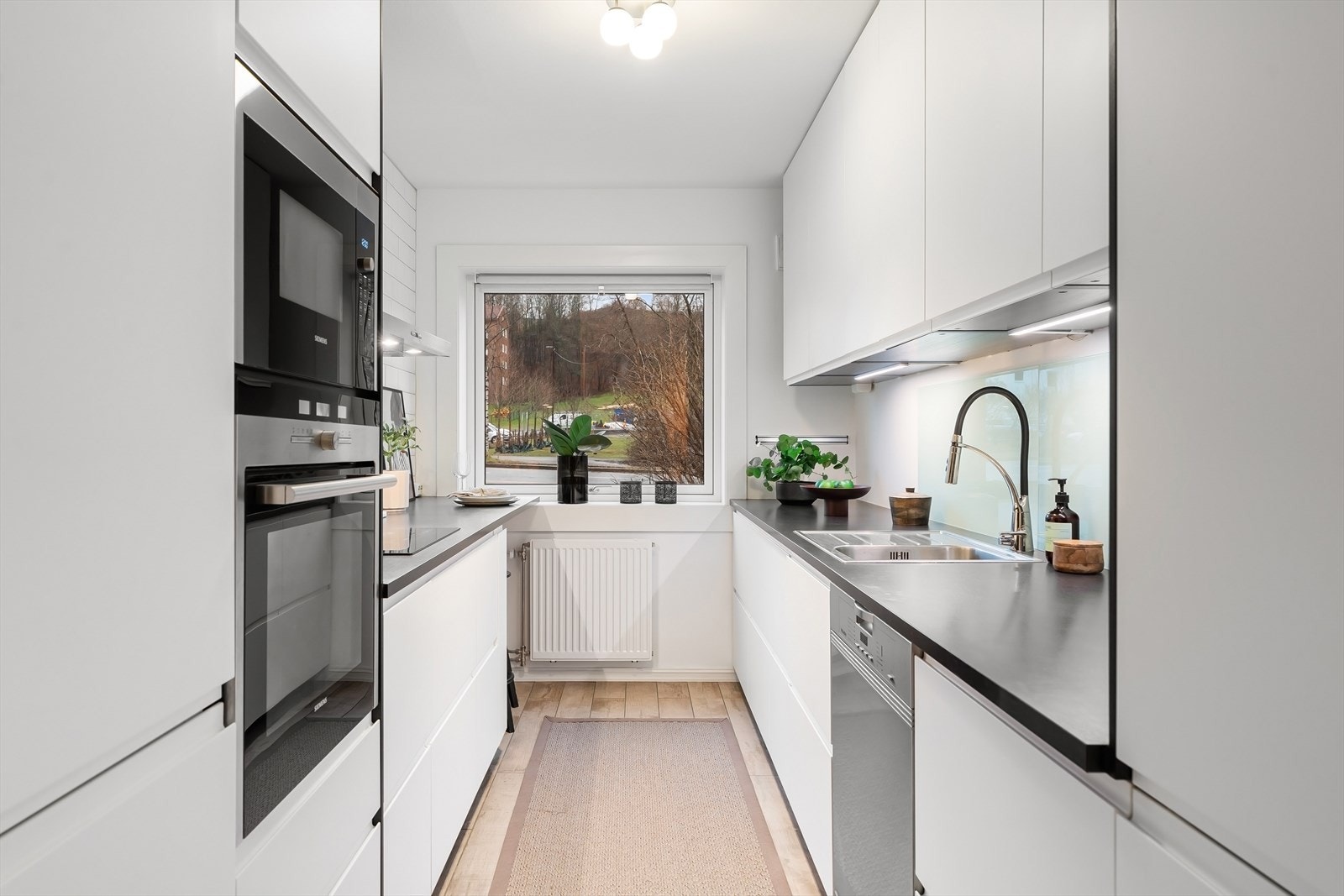 En lekker og innbydende 2-roms selveierleilighet med sentral og attraktiv beliggenhet på Sofienberg. Galleribilde