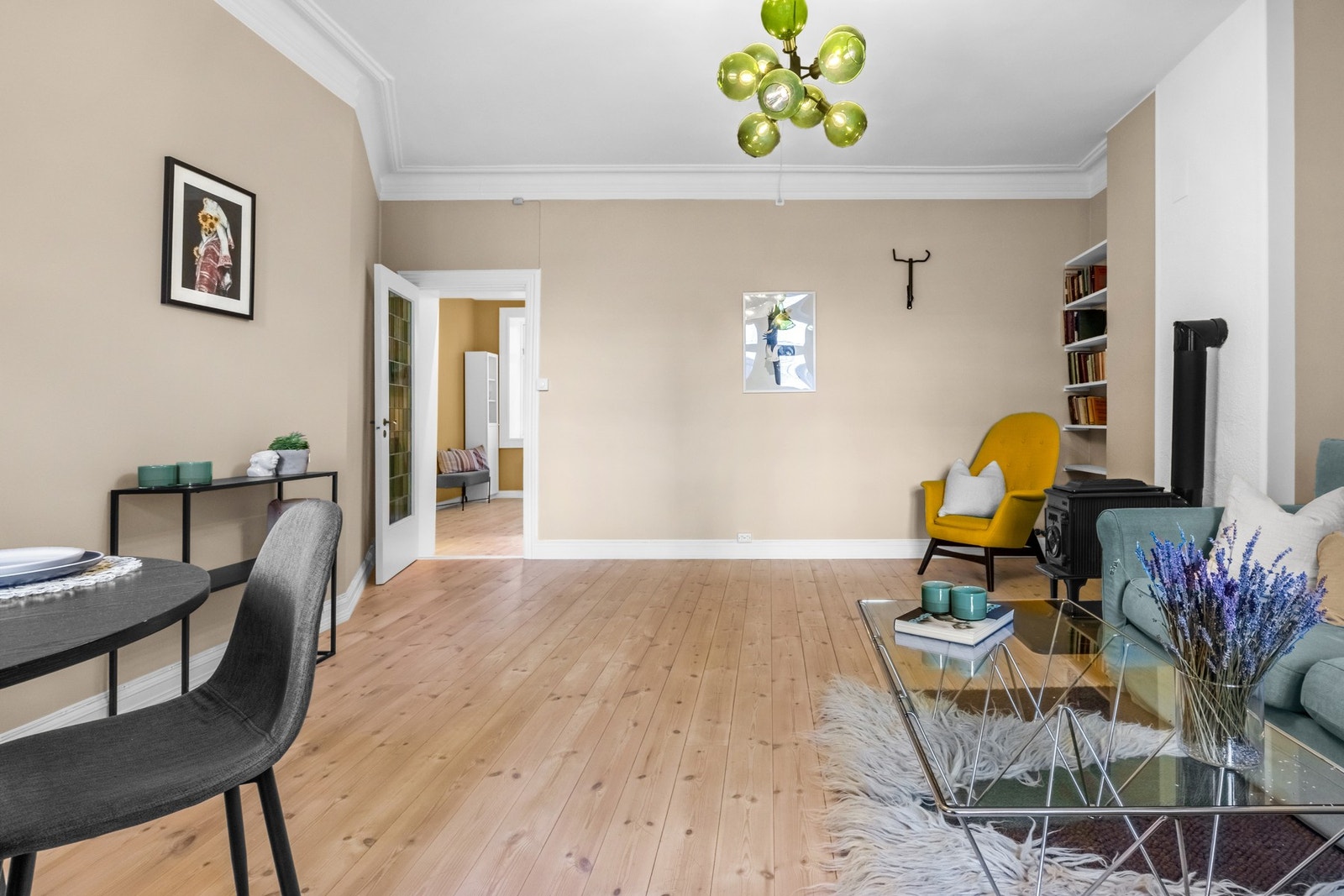 Lys og luftig 2-roms i 1. etasje Galleribilde